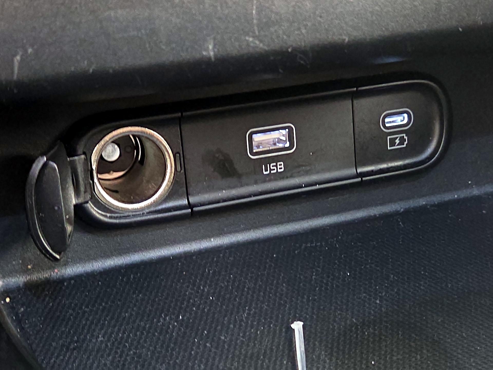 Thumbnail: 2025 Kia Seltos - 19