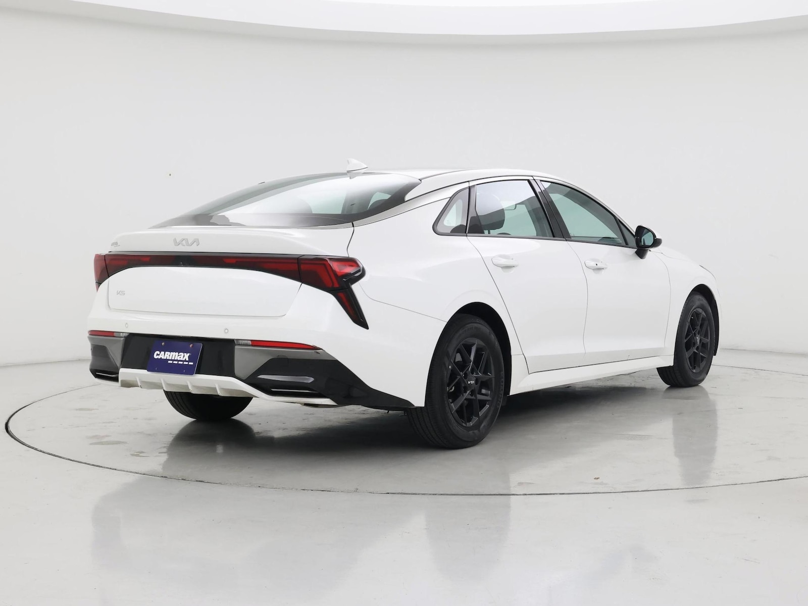 2025 Kia K5 LXS - Photo 9