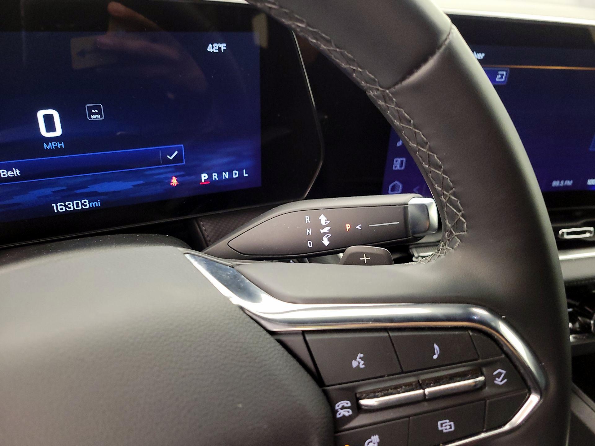 Thumbnail: 2025 Chevrolet Equinox - 17