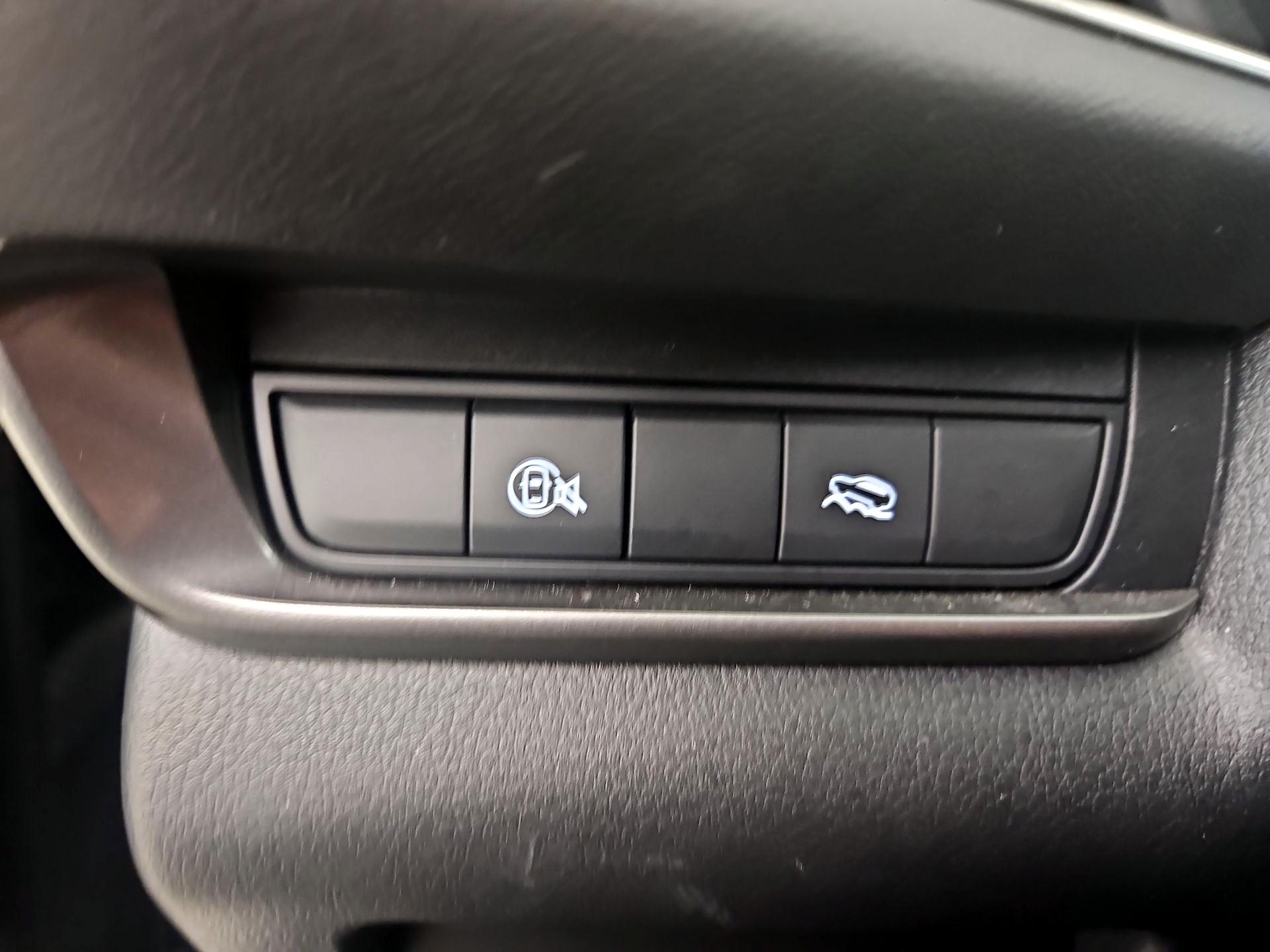 Thumbnail: 2025 Mazda CX-30 - 13