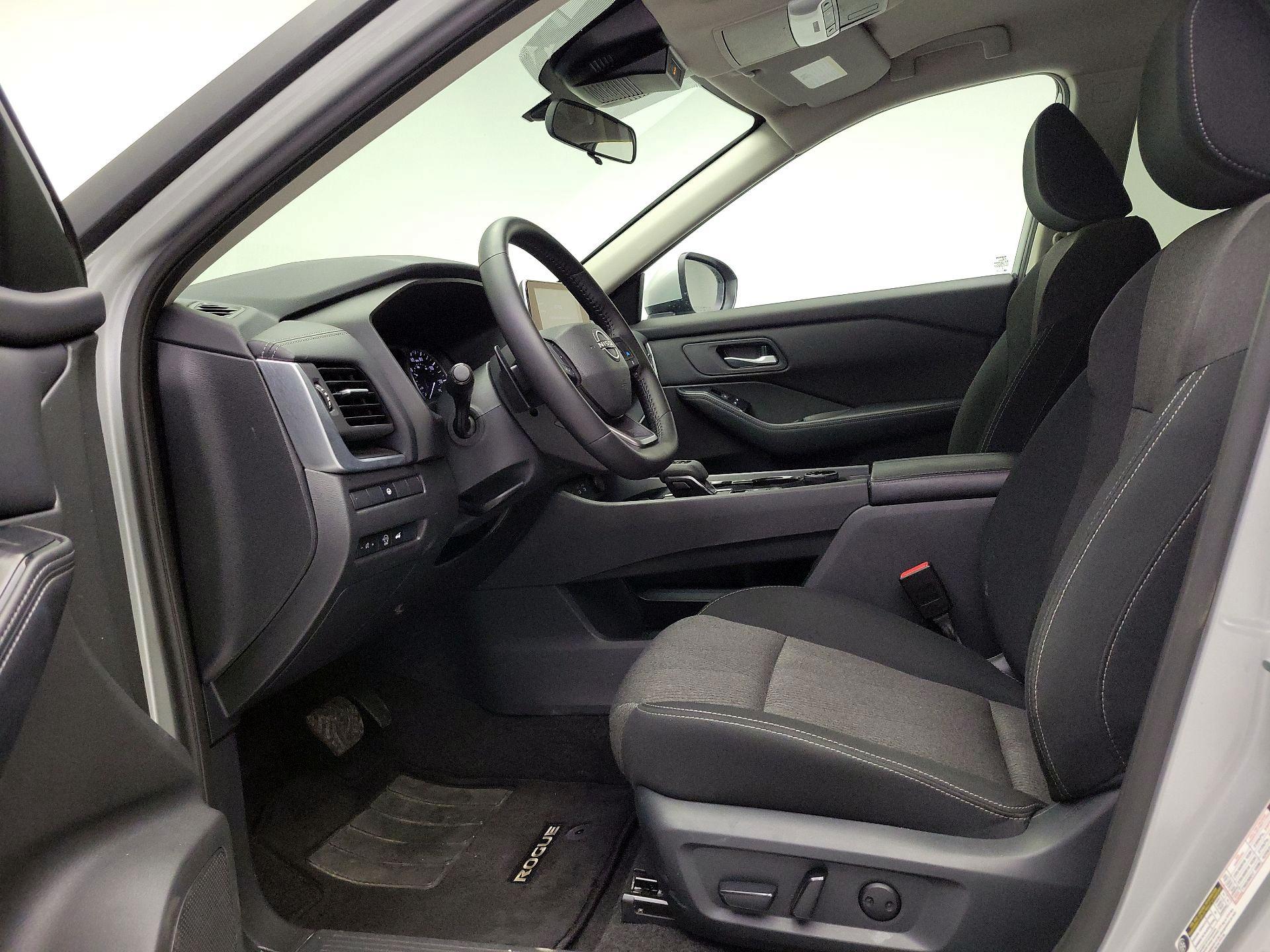 Thumbnail: 2025 Nissan Rogue - 11