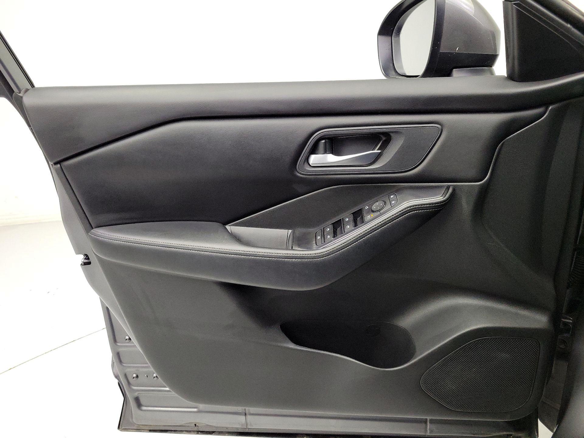 Thumbnail: 2025 Nissan Rogue - 12