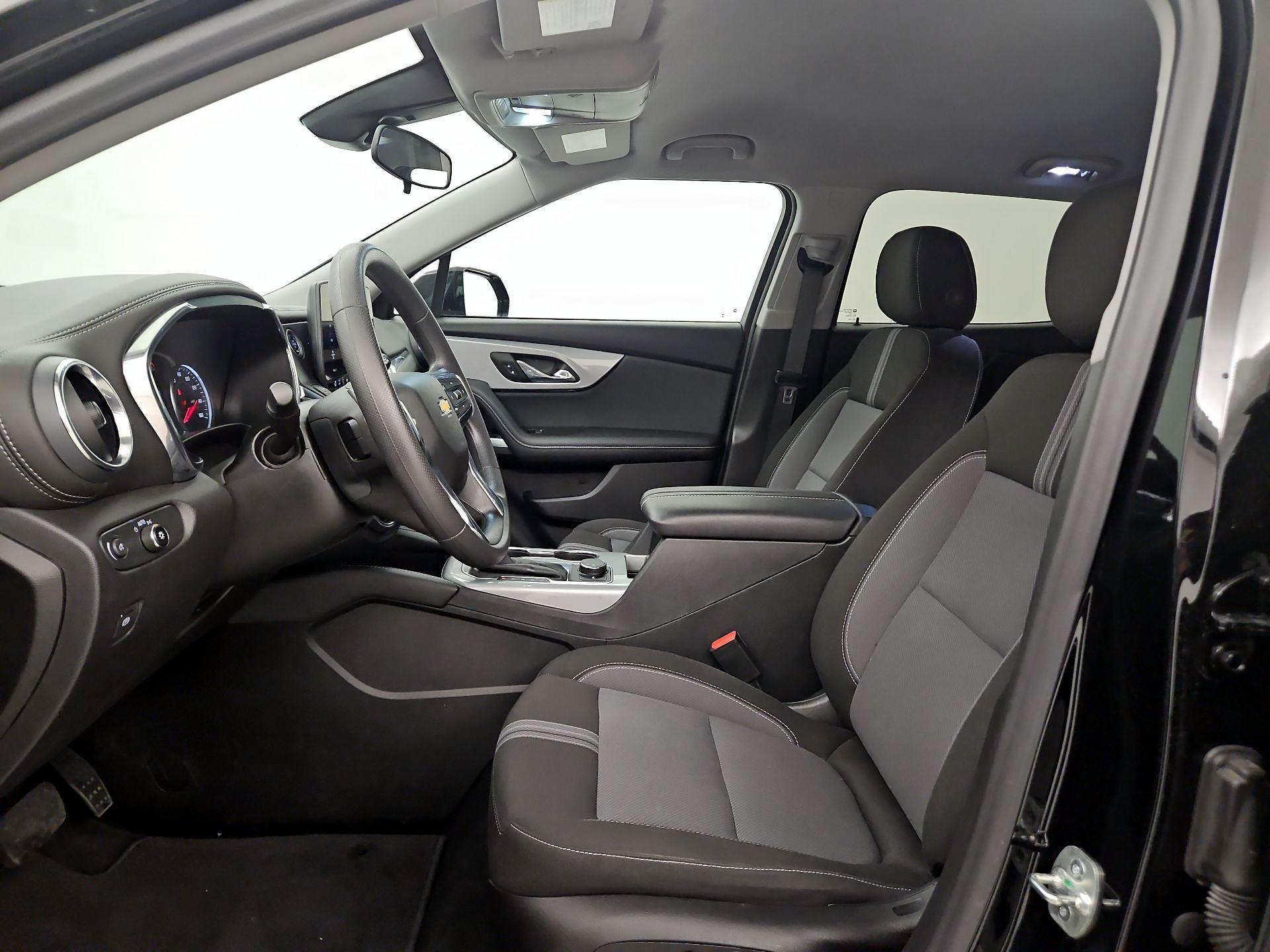 Thumbnail: 2025 Chevrolet Blazer - 11