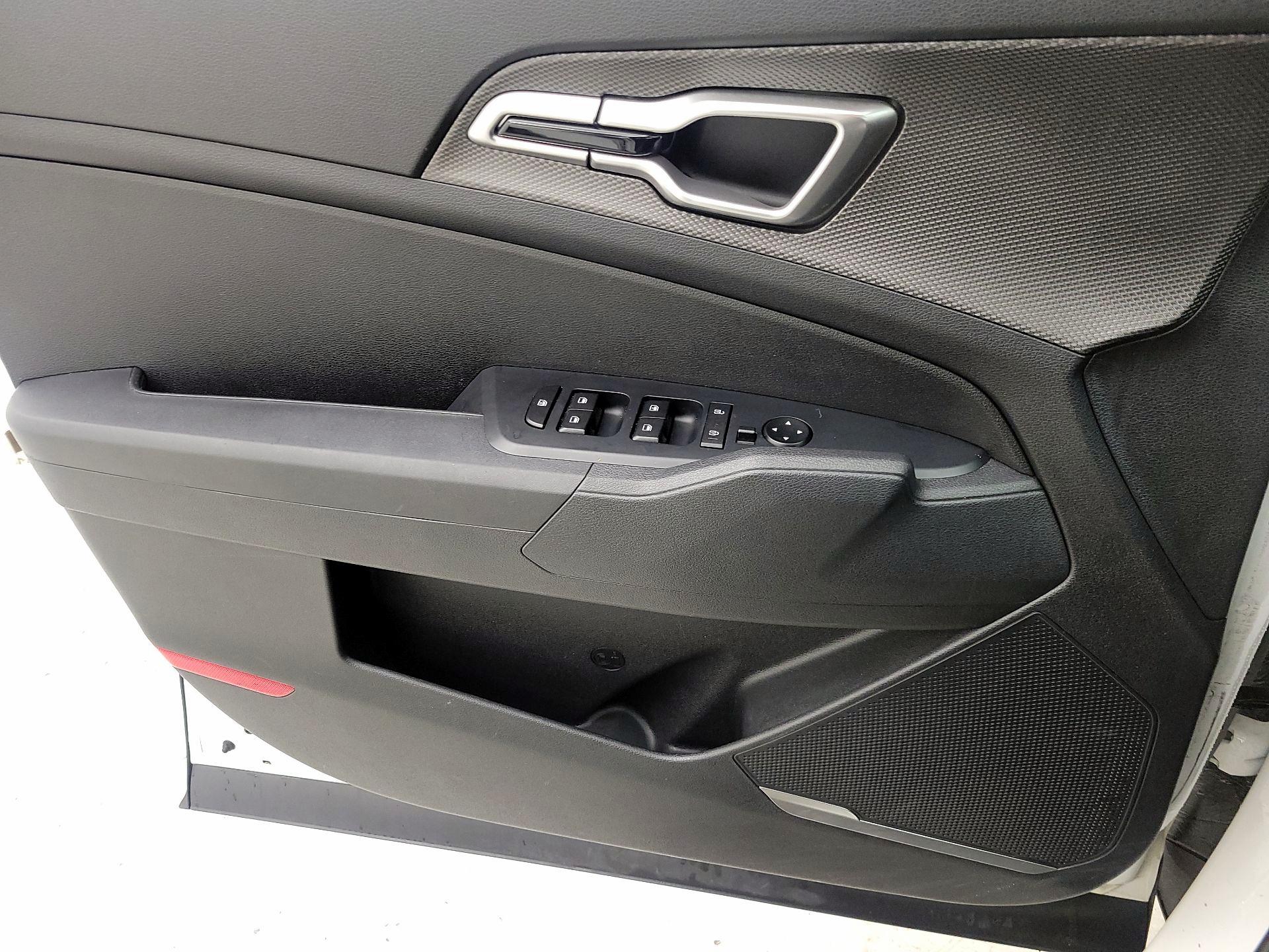 Thumbnail: 2025 Kia Sportage - 12