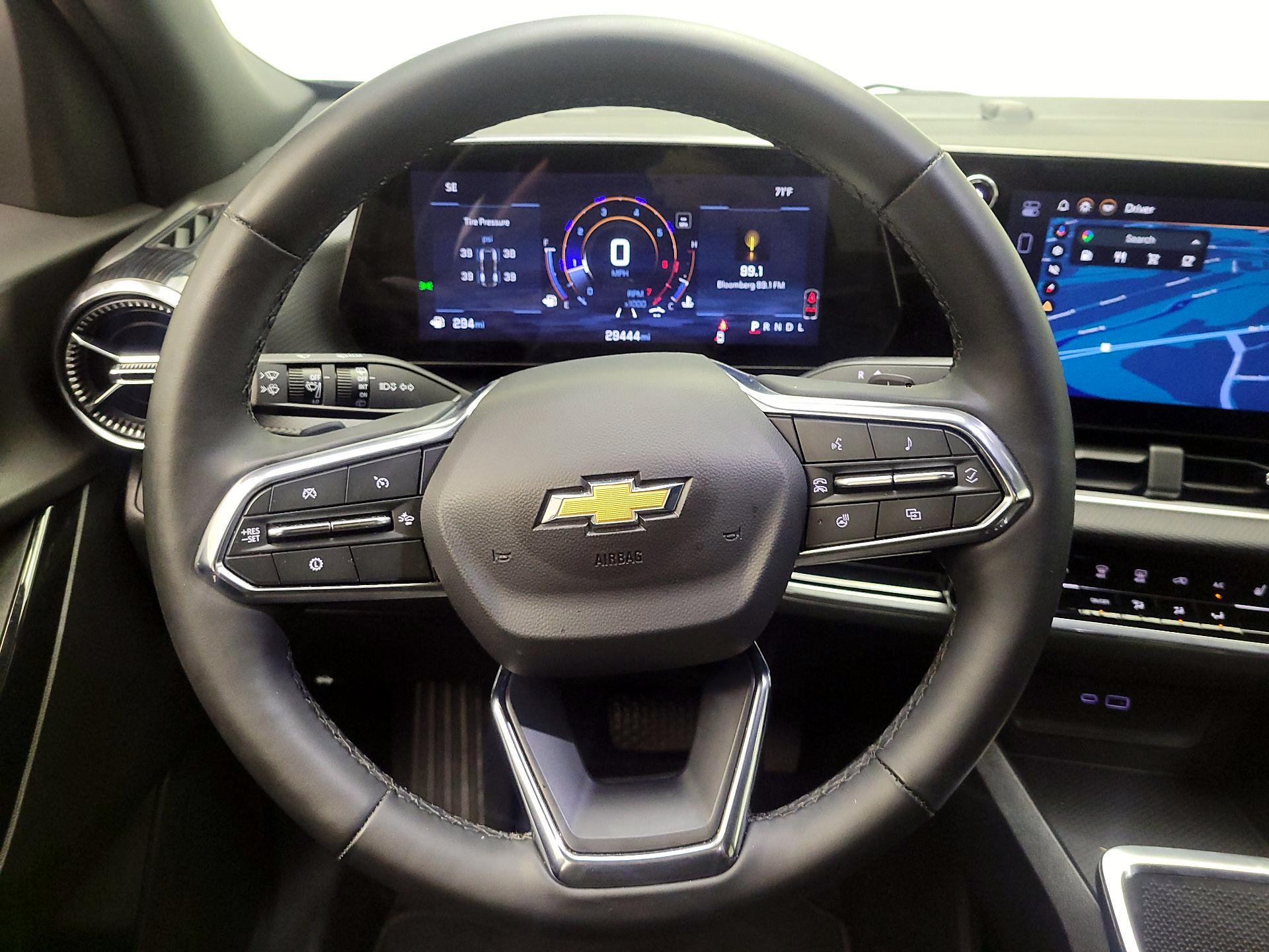 Thumbnail: 2025 Chevrolet Equinox - 10