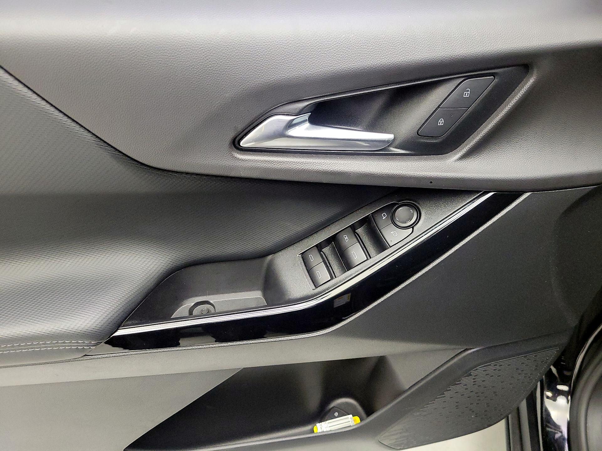 Thumbnail: 2025 Chevrolet Equinox - 12