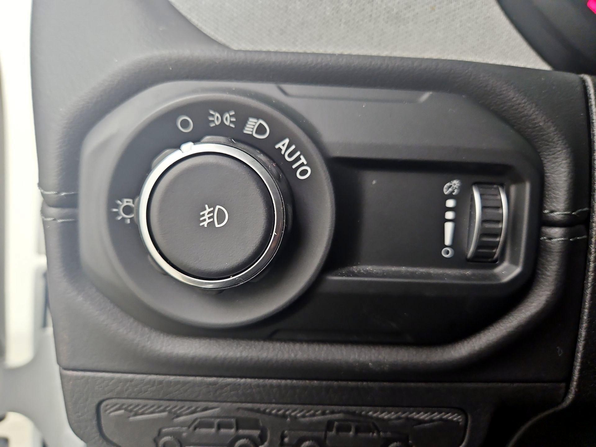 Thumbnail: 2025 Jeep Wrangler - 13