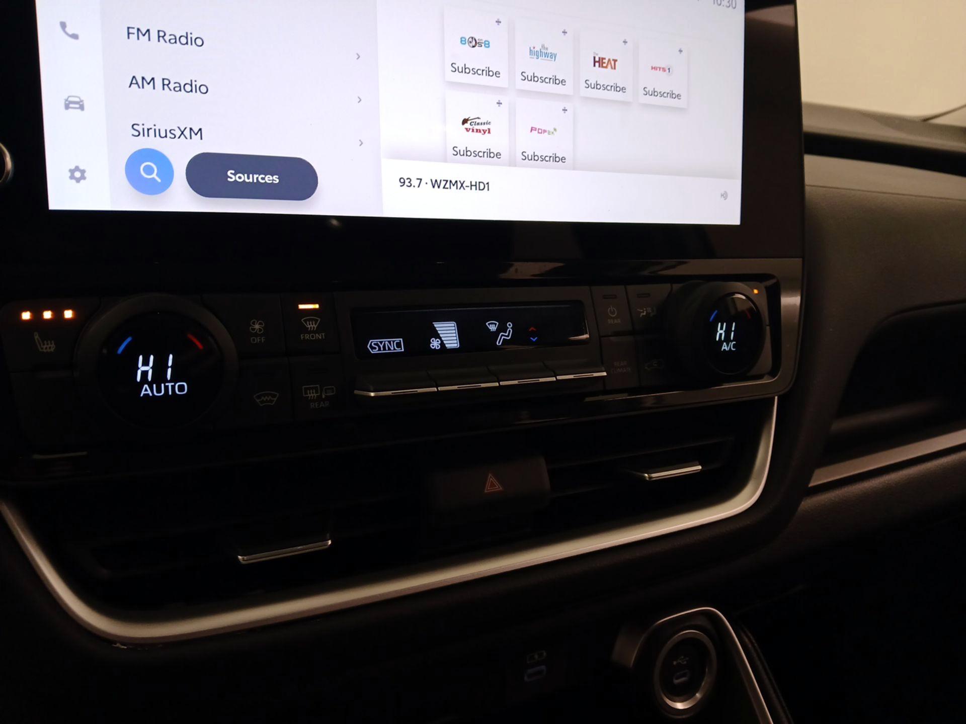 Thumbnail: 2025 Toyota Grand Highlander - 16