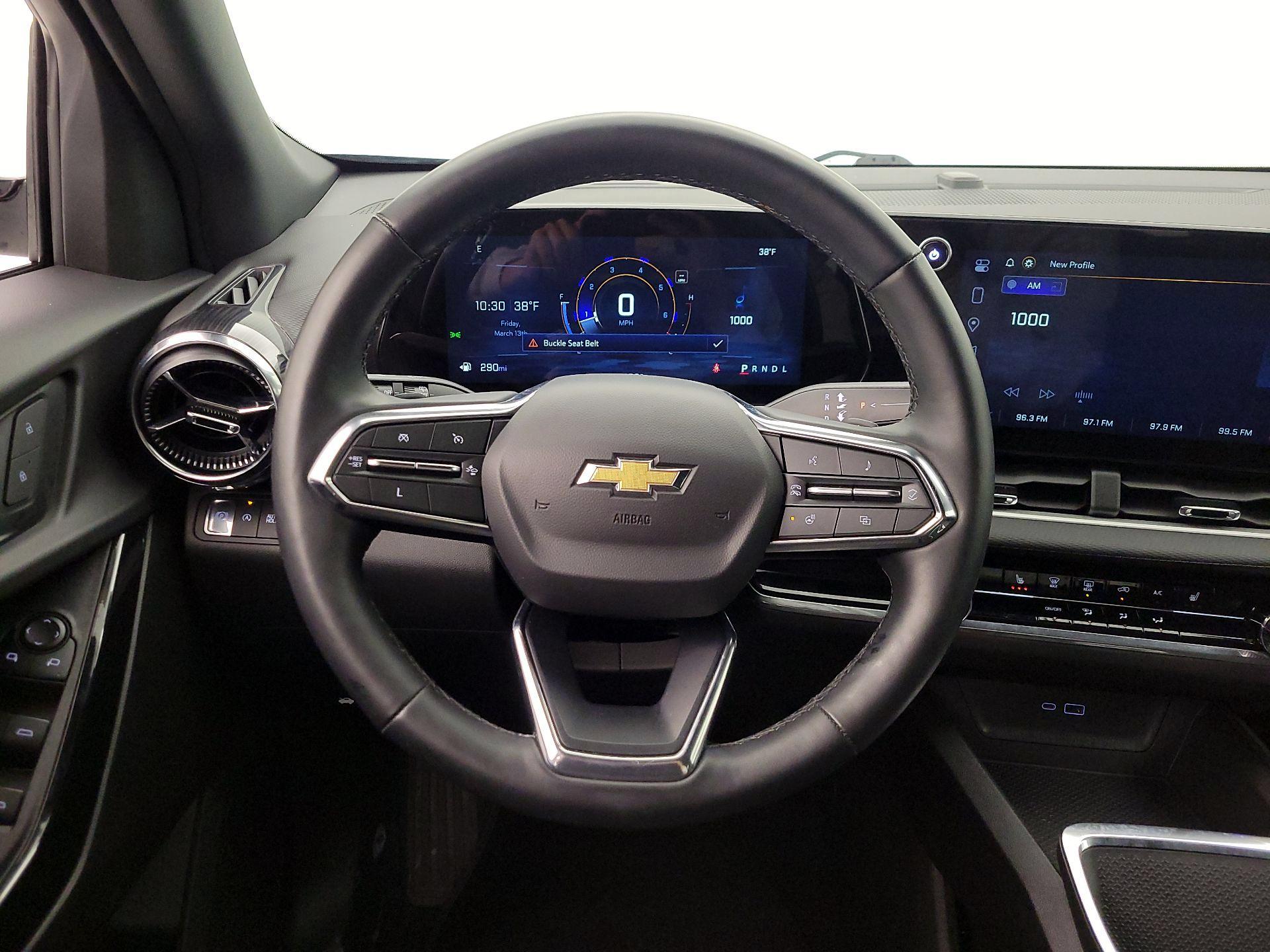 Thumbnail: 2025 Chevrolet Equinox - 10