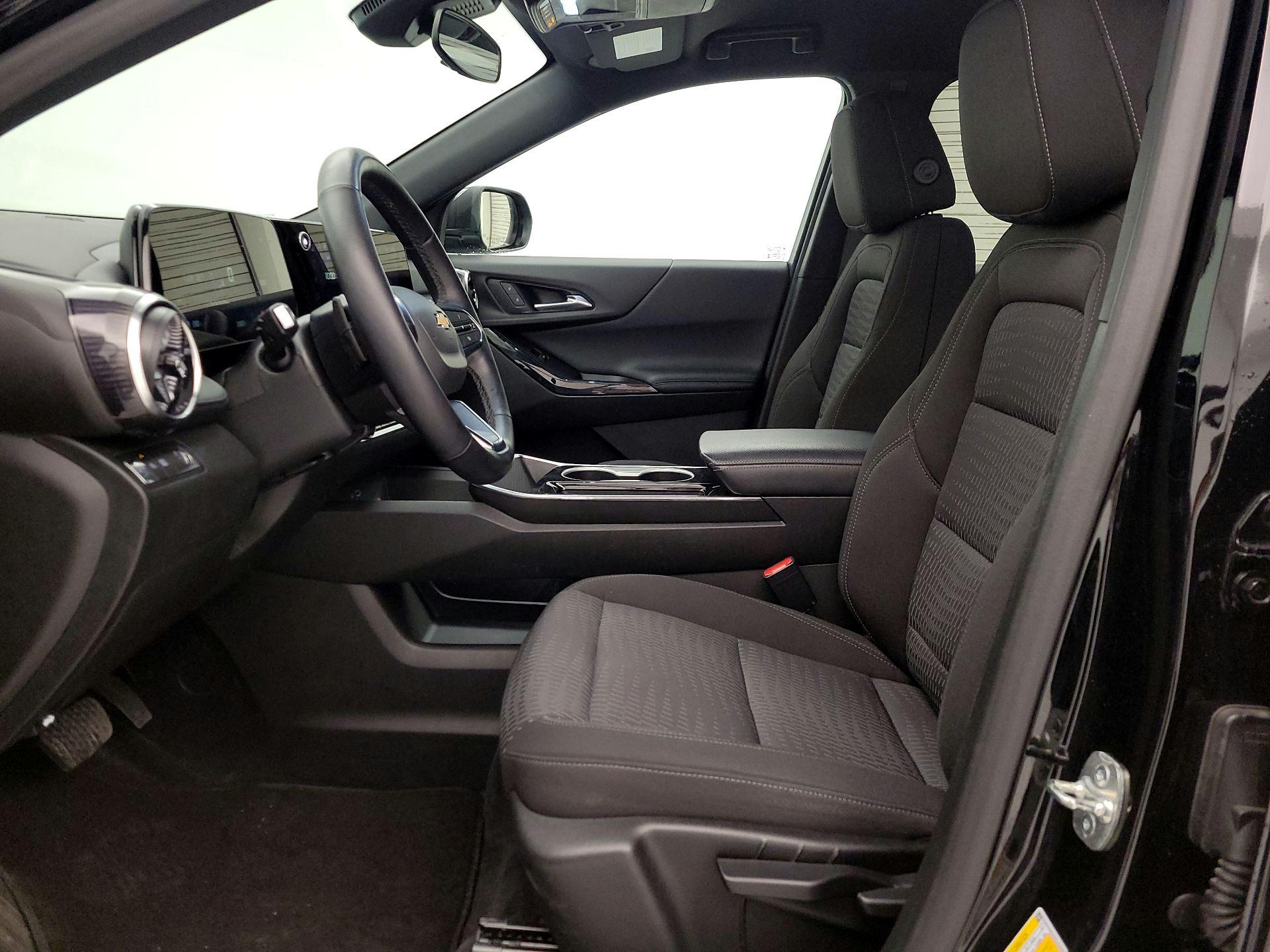 Thumbnail: 2025 Chevrolet Equinox - 11