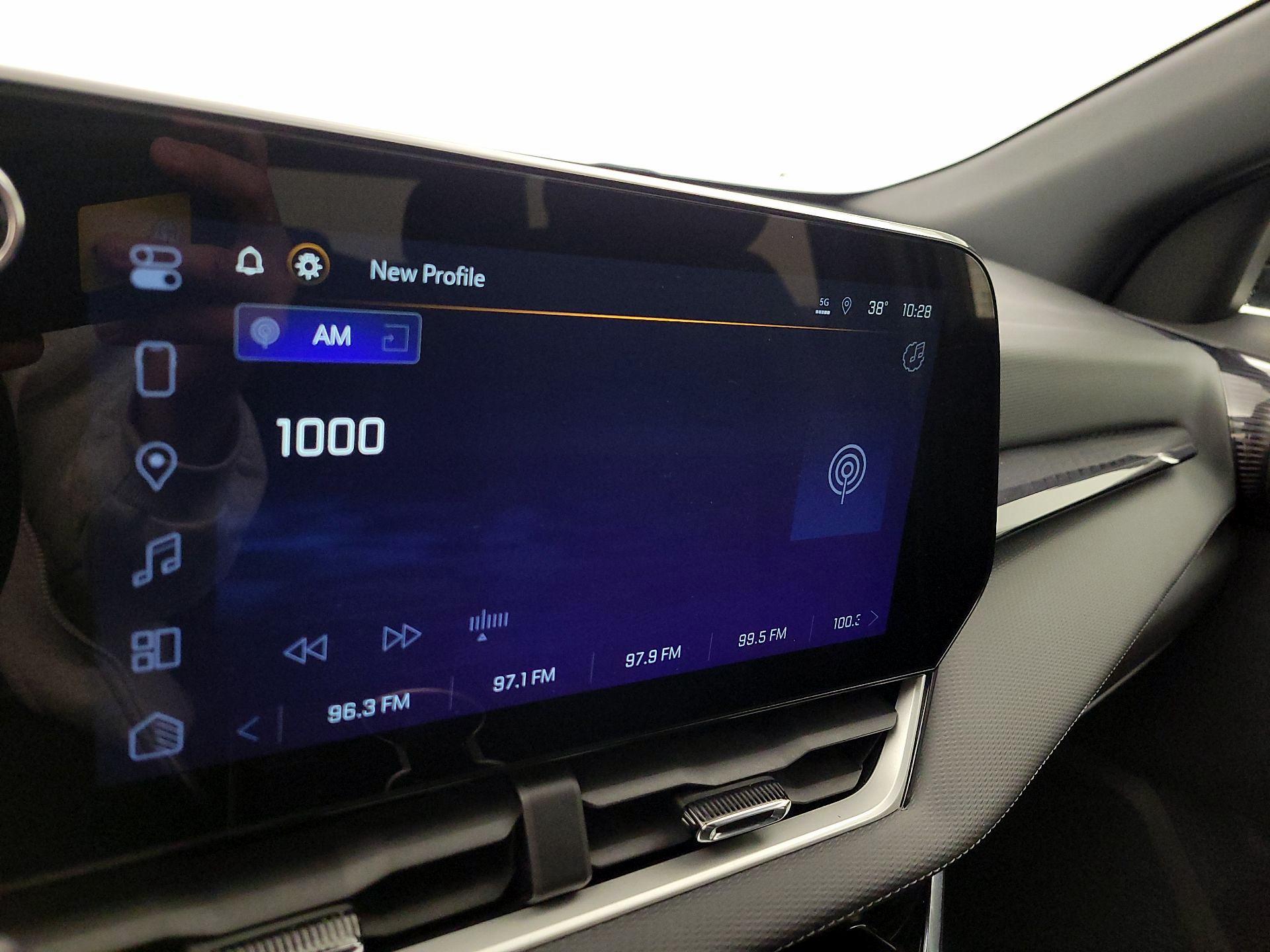 Thumbnail: 2025 Chevrolet Equinox - 16