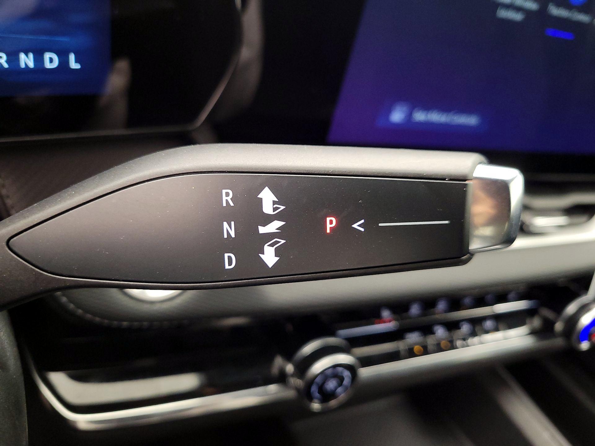 Thumbnail: 2025 Chevrolet Equinox - 18