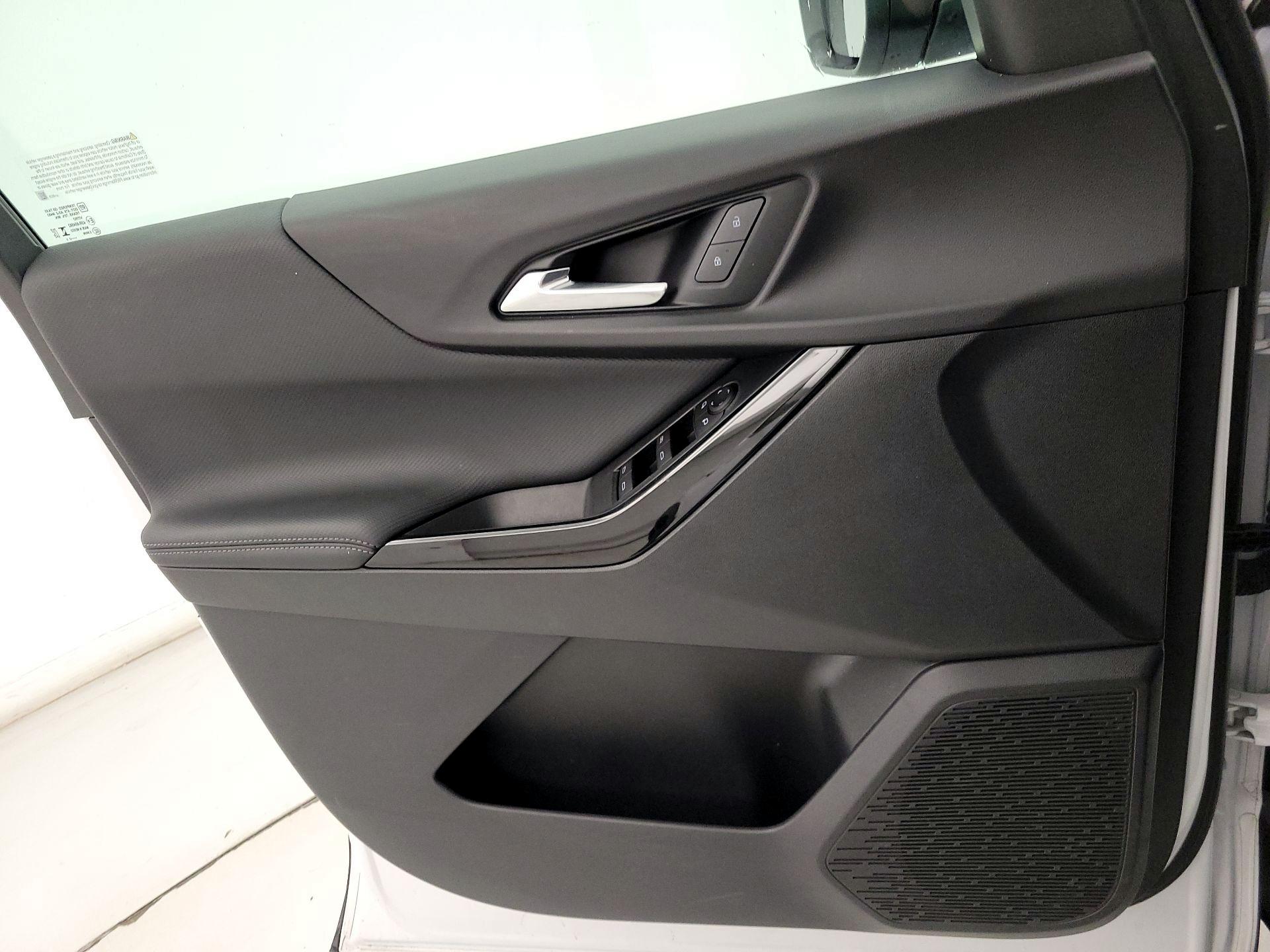 Thumbnail: 2025 Chevrolet Equinox - 12