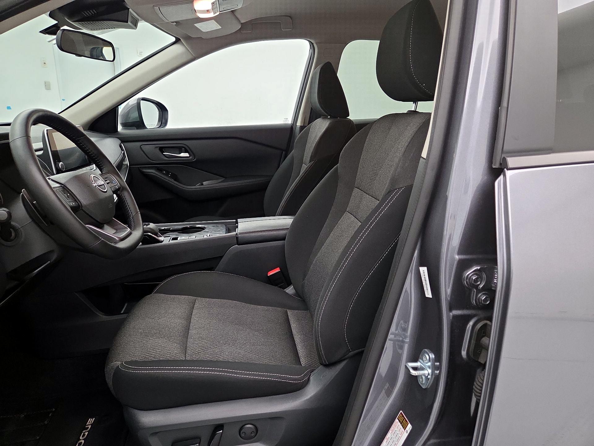 Thumbnail: 2025 Nissan Rogue - 11