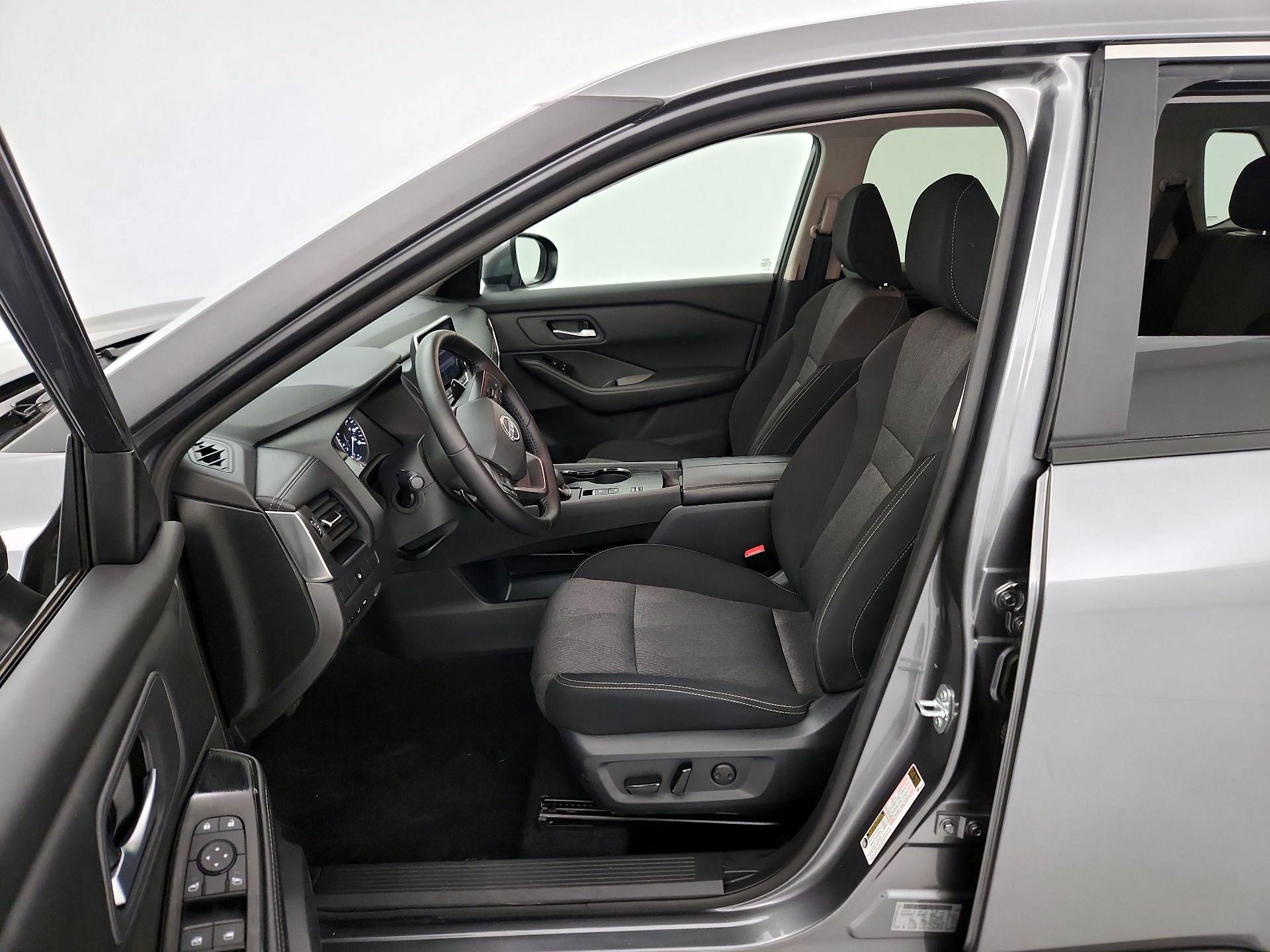 Thumbnail: 2025 Nissan Rogue - 11