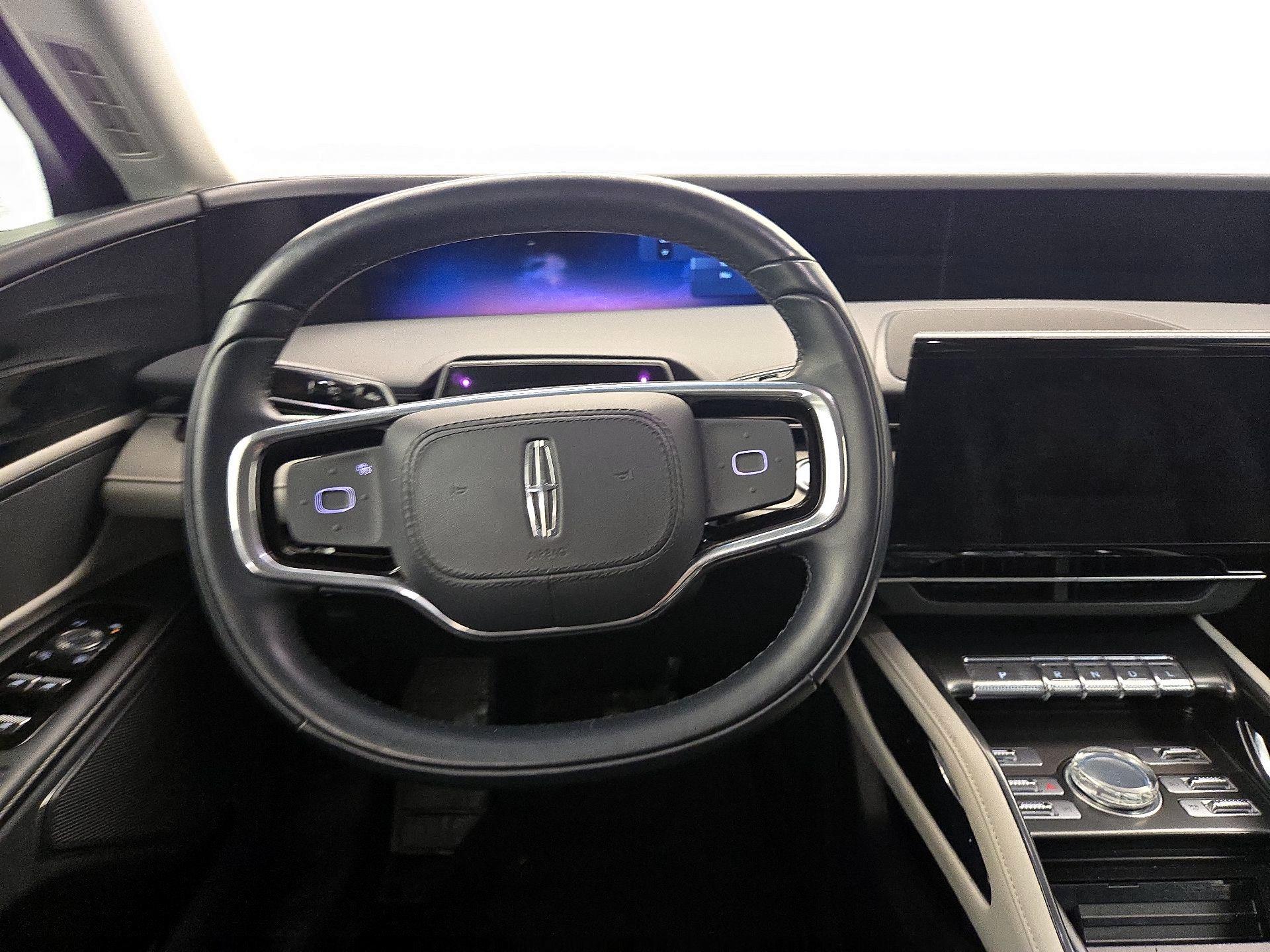 Thumbnail: 2024 Lincoln Nautilus - 10