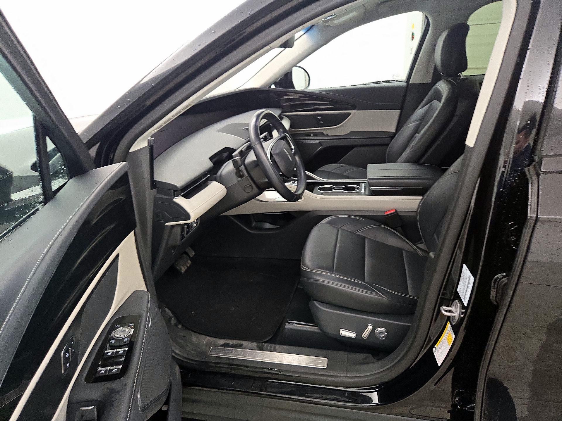 Thumbnail: 2024 Lincoln Nautilus - 11