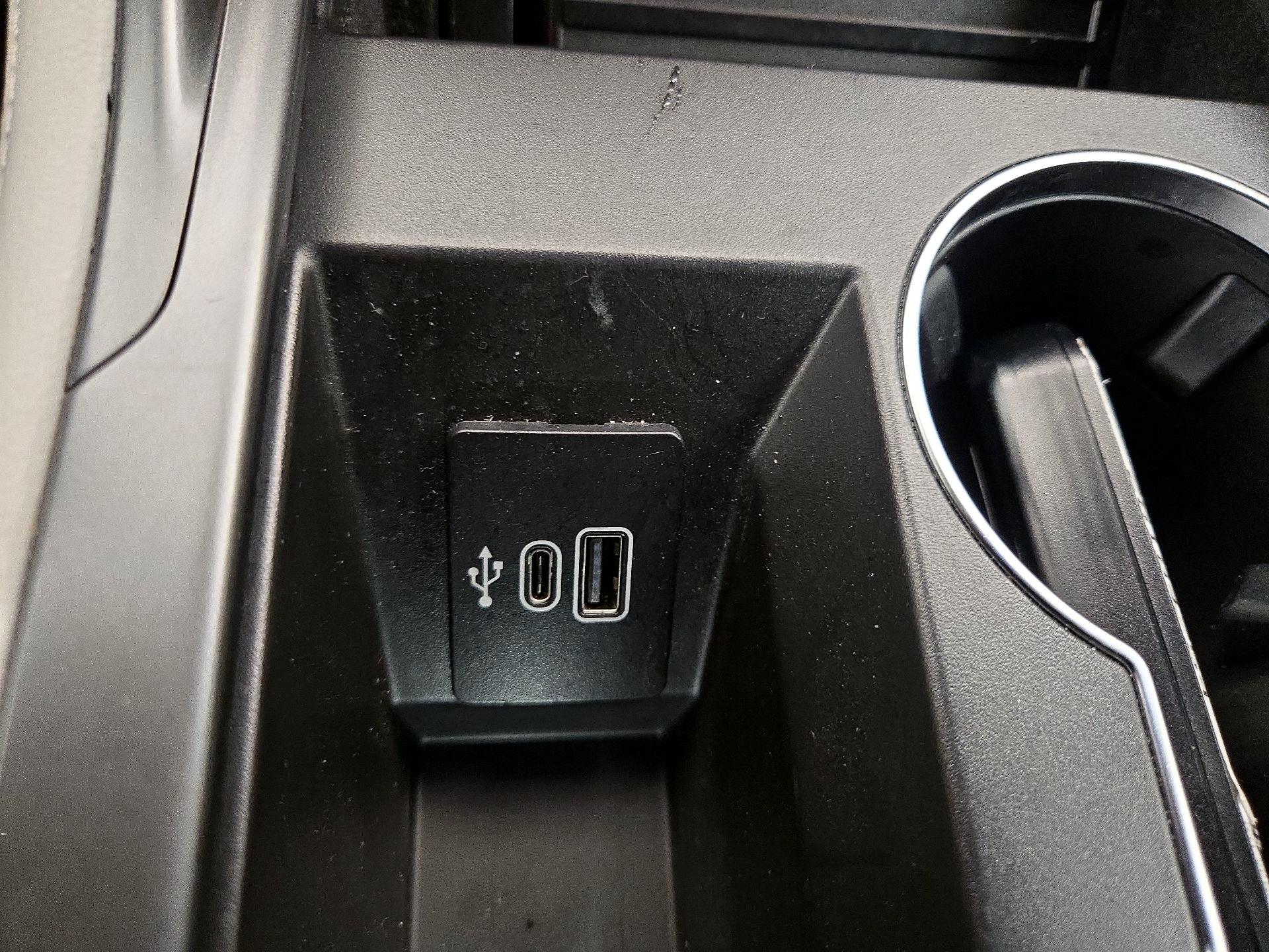 Thumbnail: 2024 Lincoln Nautilus - 18