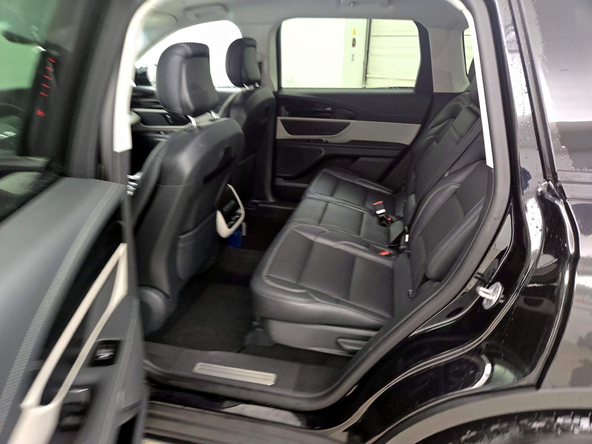 Thumbnail: 2024 Lincoln Nautilus - 19