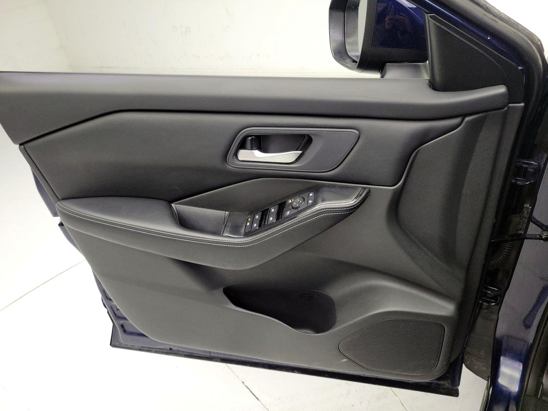 Thumbnail: 2025 Nissan Rogue - 12