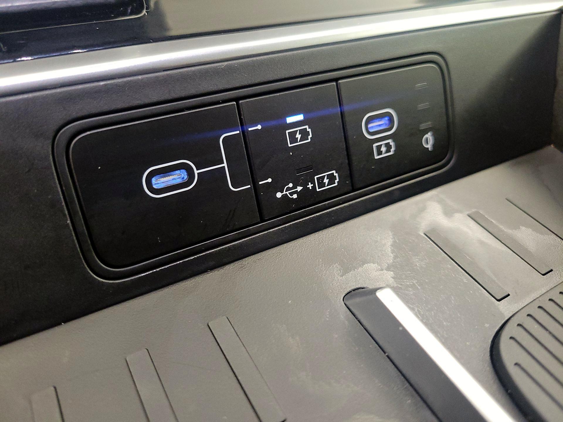 Thumbnail: 2025 Hyundai Santa Fe - 18