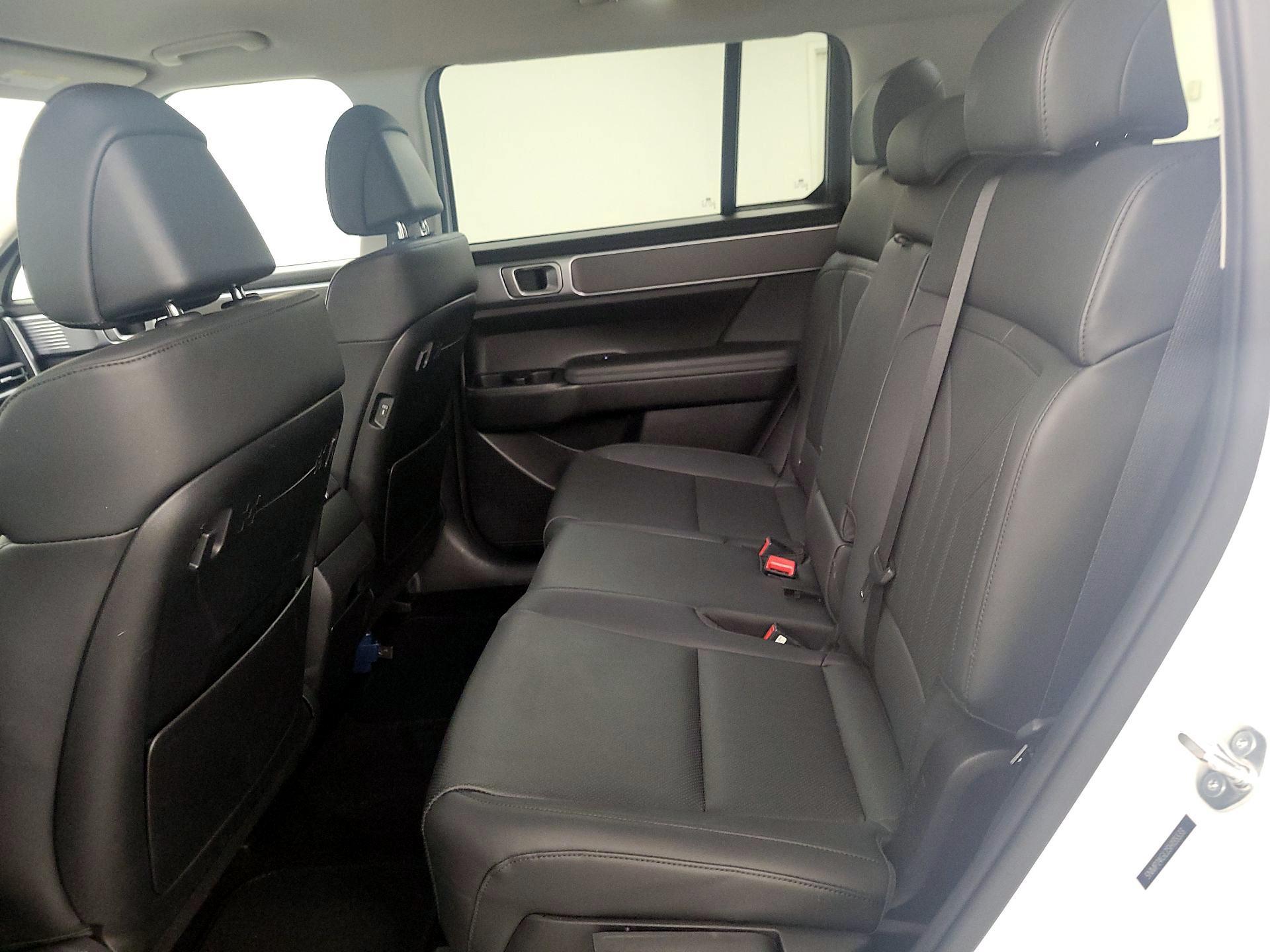 Thumbnail: 2025 Hyundai Santa Fe - 19