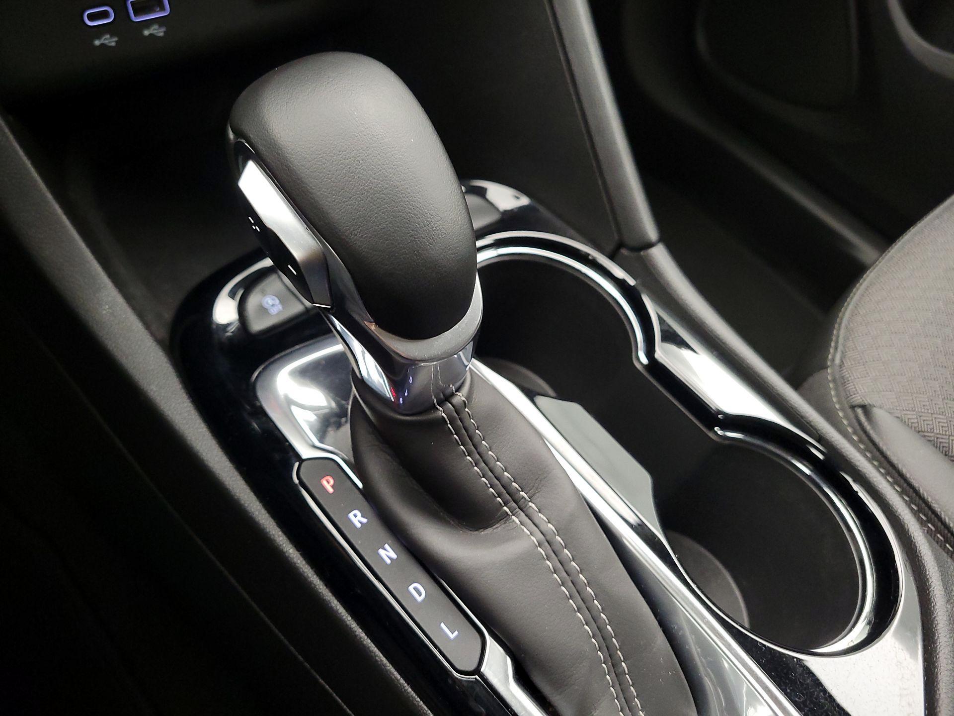 Thumbnail: 2025 Buick Encore GX - 17