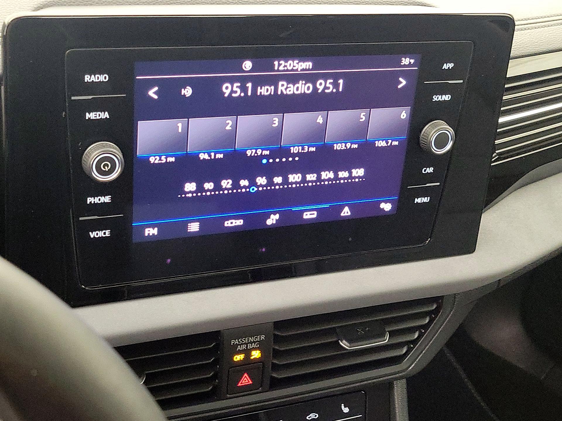 Thumbnail: 2025 Volkswagen Jetta - 15