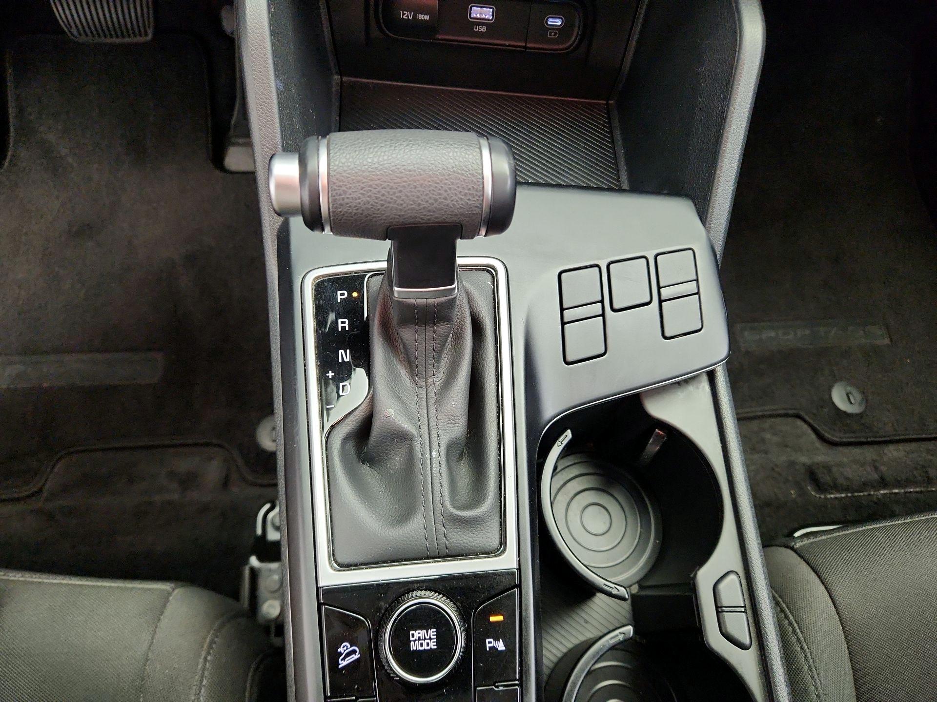 Thumbnail: 2025 Kia Sportage - 17