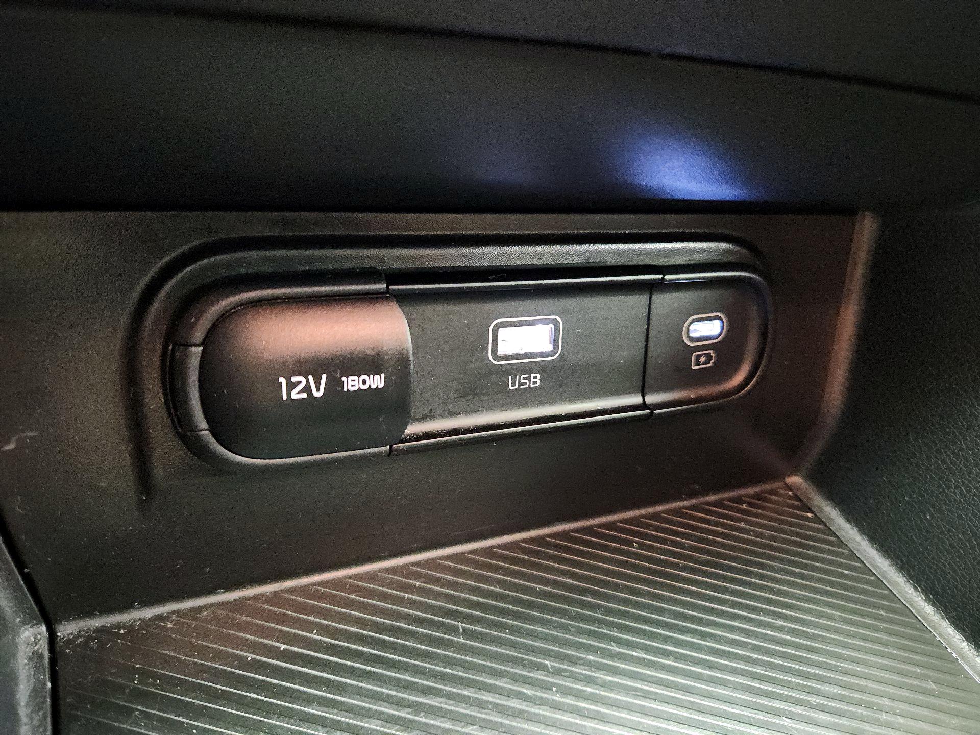 Thumbnail: 2025 Kia Sportage - 18