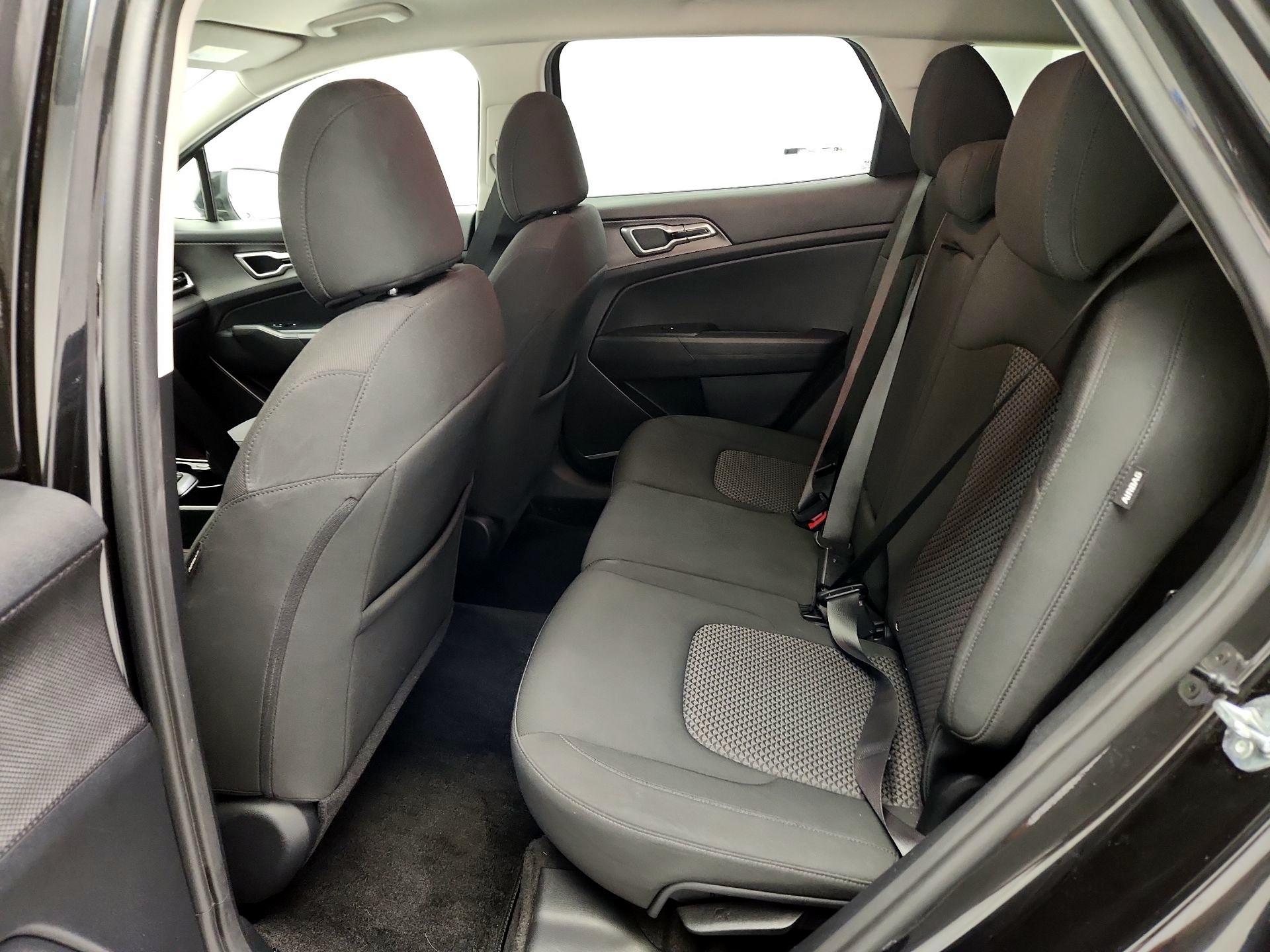 Thumbnail: 2025 Kia Sportage - 19