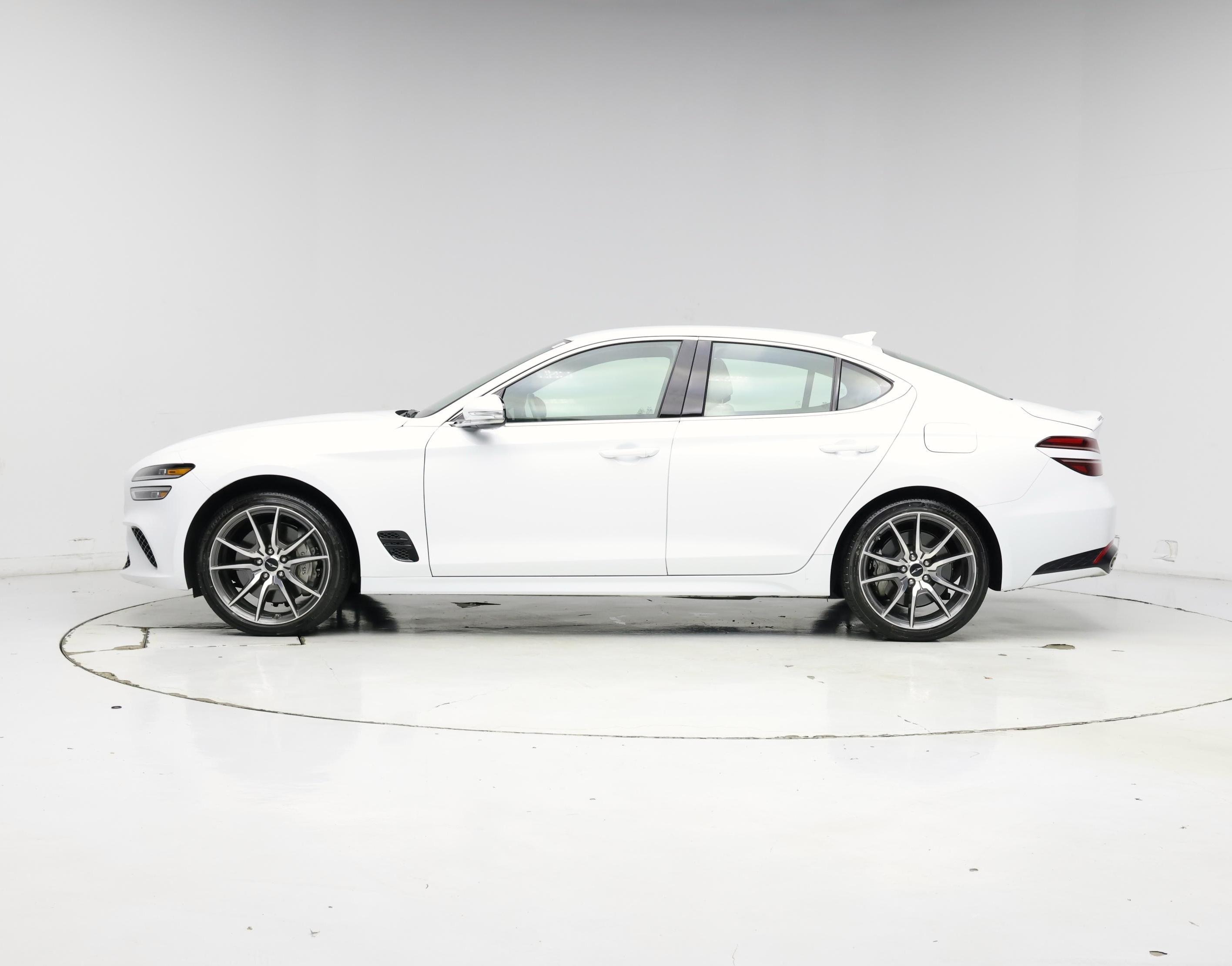 Thumbnail: 2025 Genesis G70 - 3