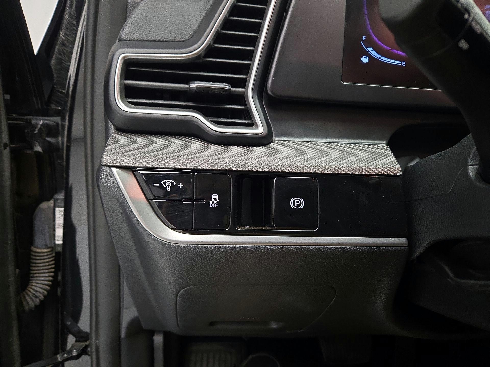 Thumbnail: 2025 Kia Sportage - 13