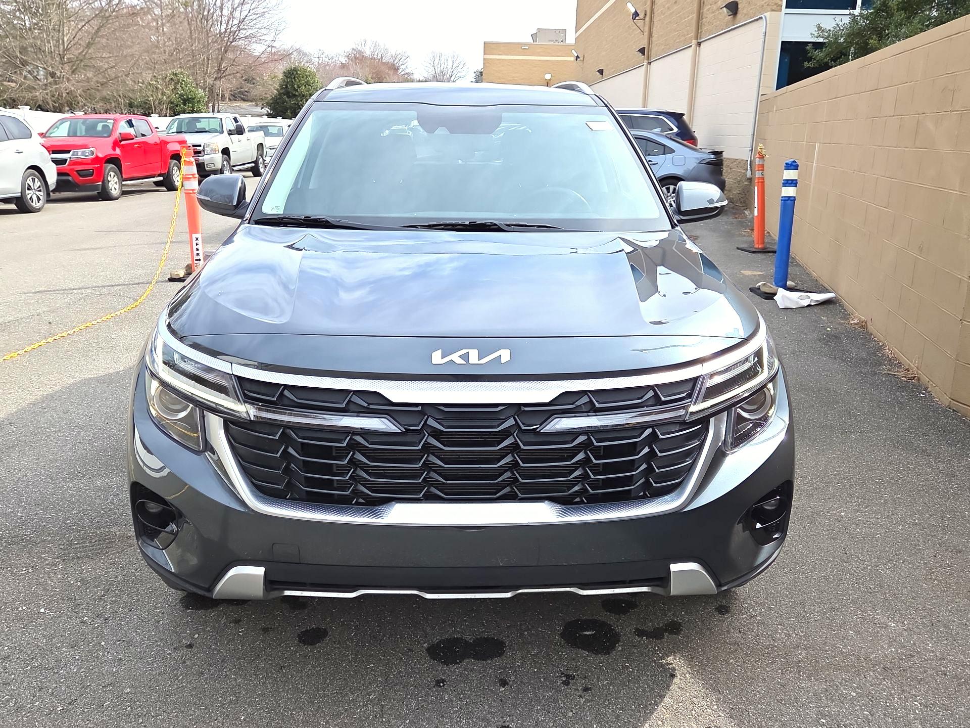 Thumbnail: 2025 Kia Seltos - 2