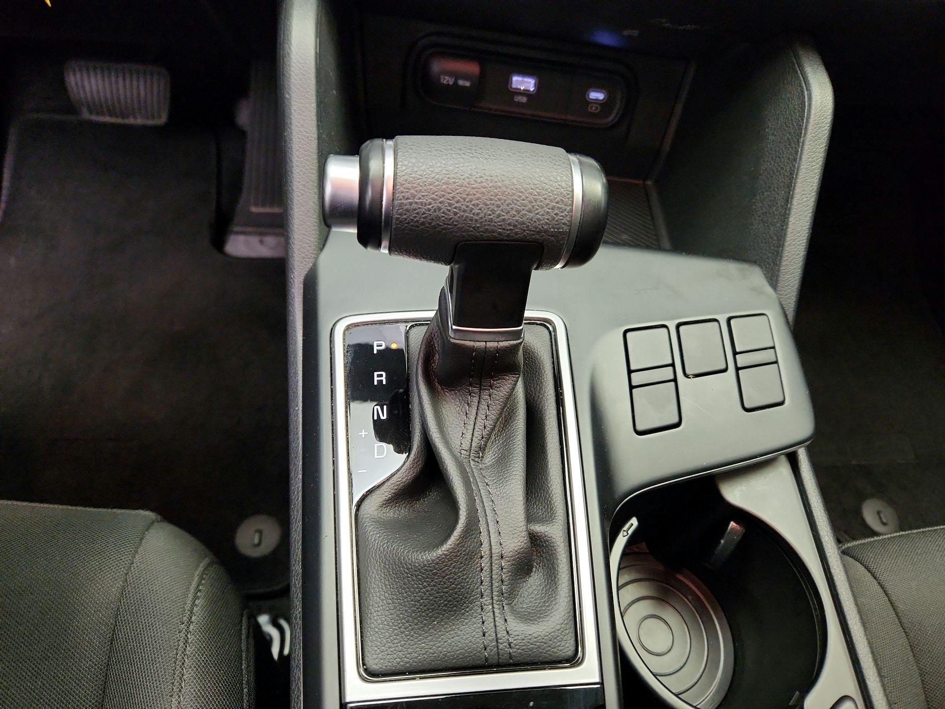 Thumbnail: 2025 Kia Sportage - 17