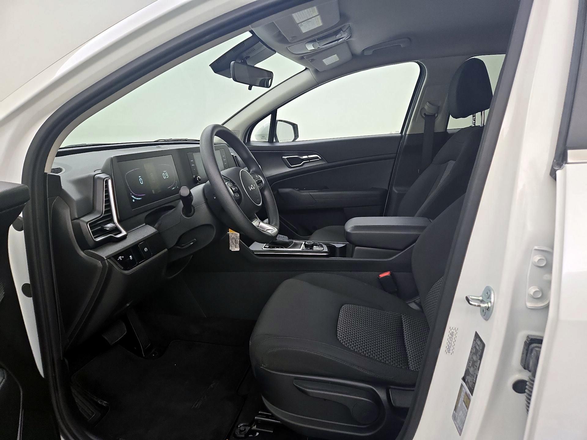 Thumbnail: 2025 Kia Sportage - 11