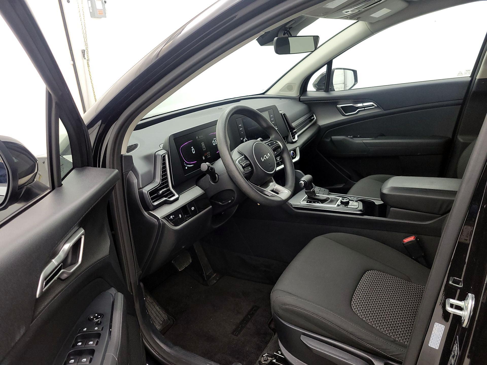 Thumbnail: 2025 Kia Sportage - 11