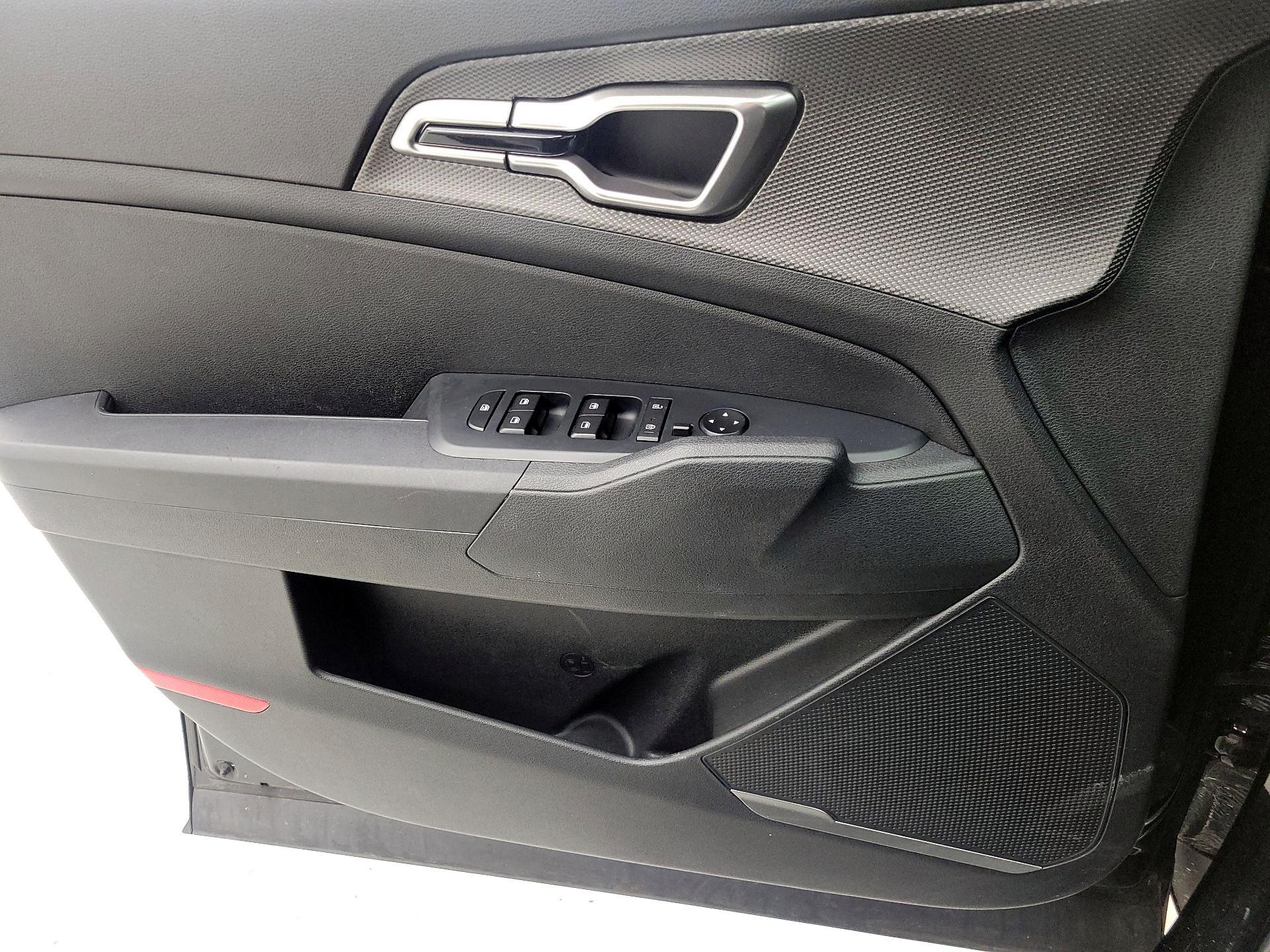 Thumbnail: 2025 Kia Sportage - 12