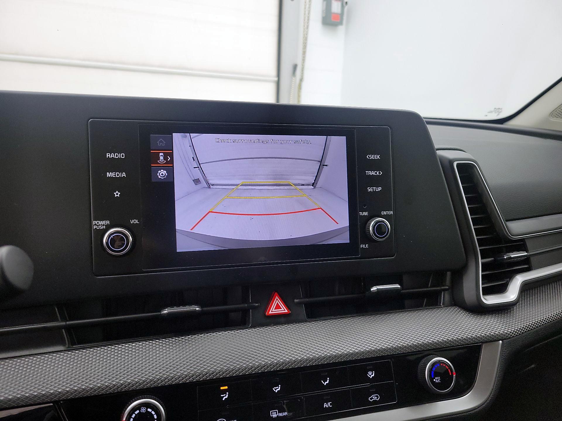 Thumbnail: 2025 Kia Sportage - 14