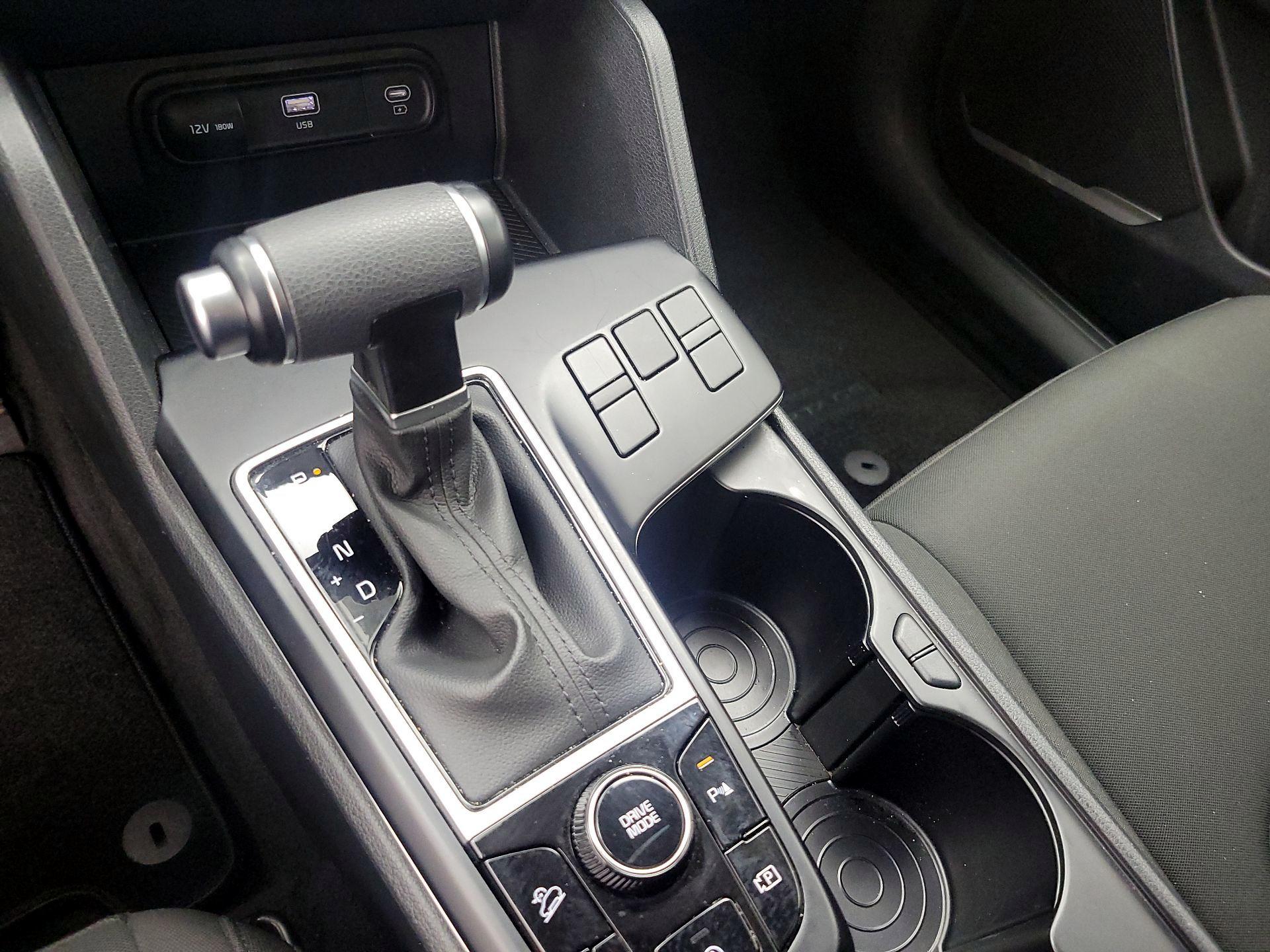 Thumbnail: 2025 Kia Sportage - 17