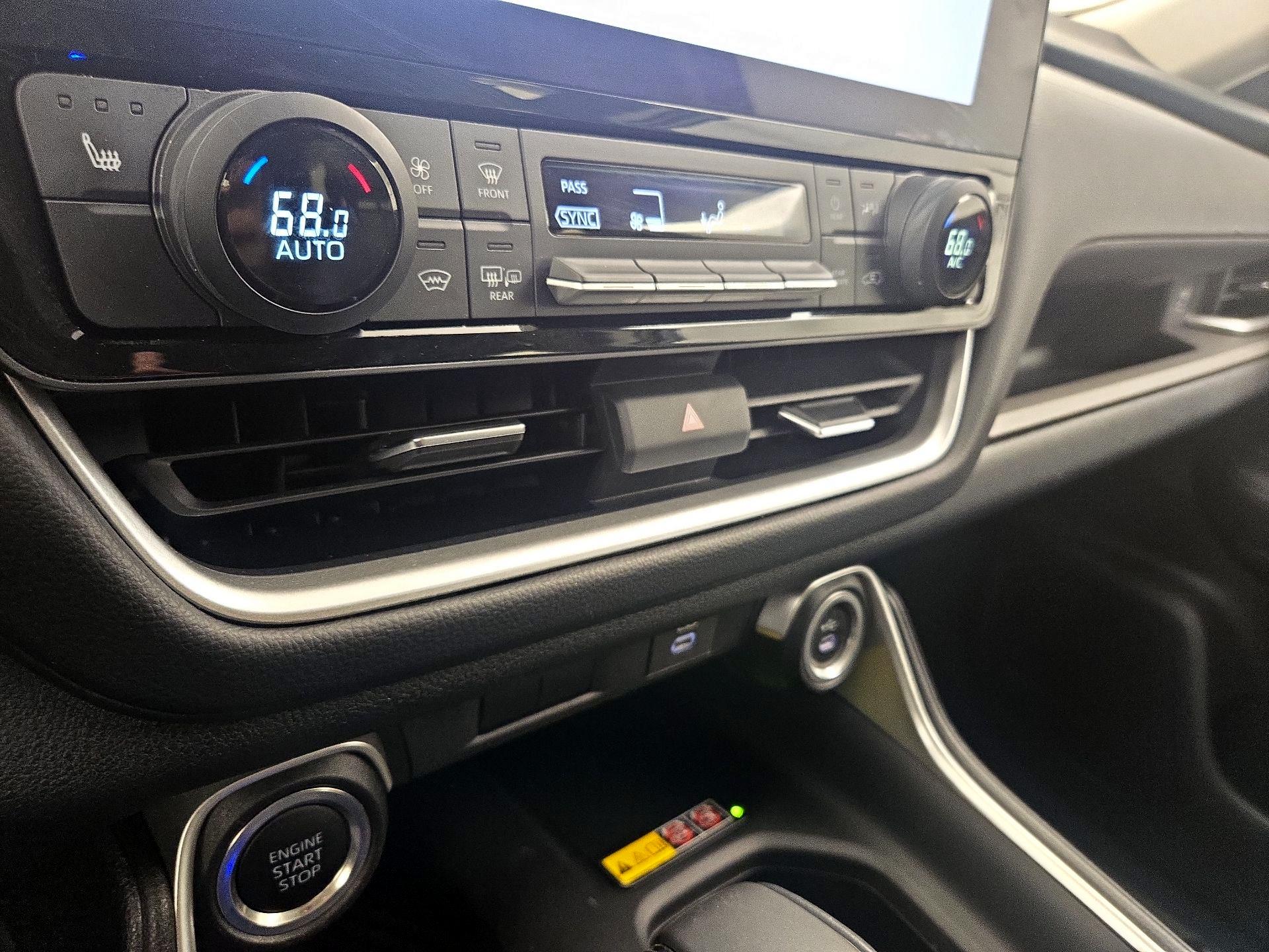 Thumbnail: 2025 Toyota Grand Highlander - 16