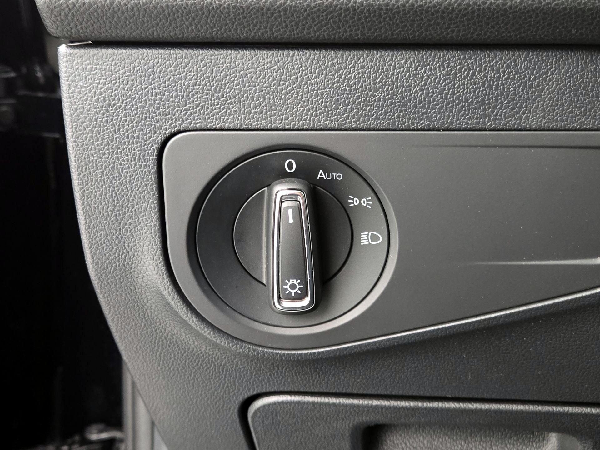 Thumbnail: 2024 Volkswagen Tiguan - 13