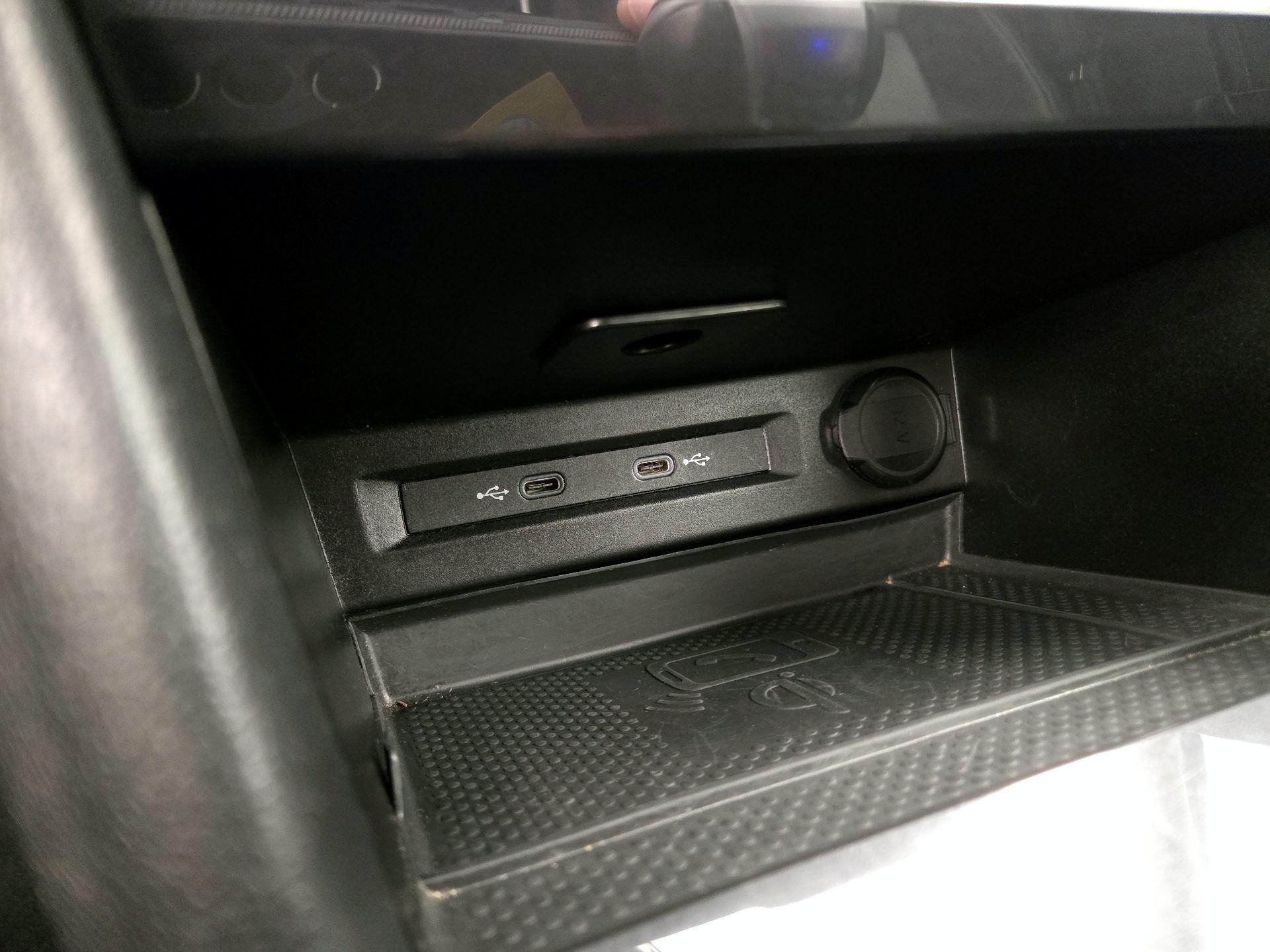 Thumbnail: 2024 Volkswagen Tiguan - 18