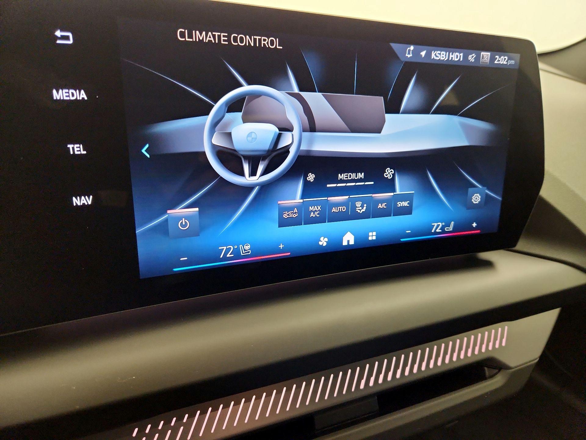 Thumbnail: 2025 BMW 2 Series - 15