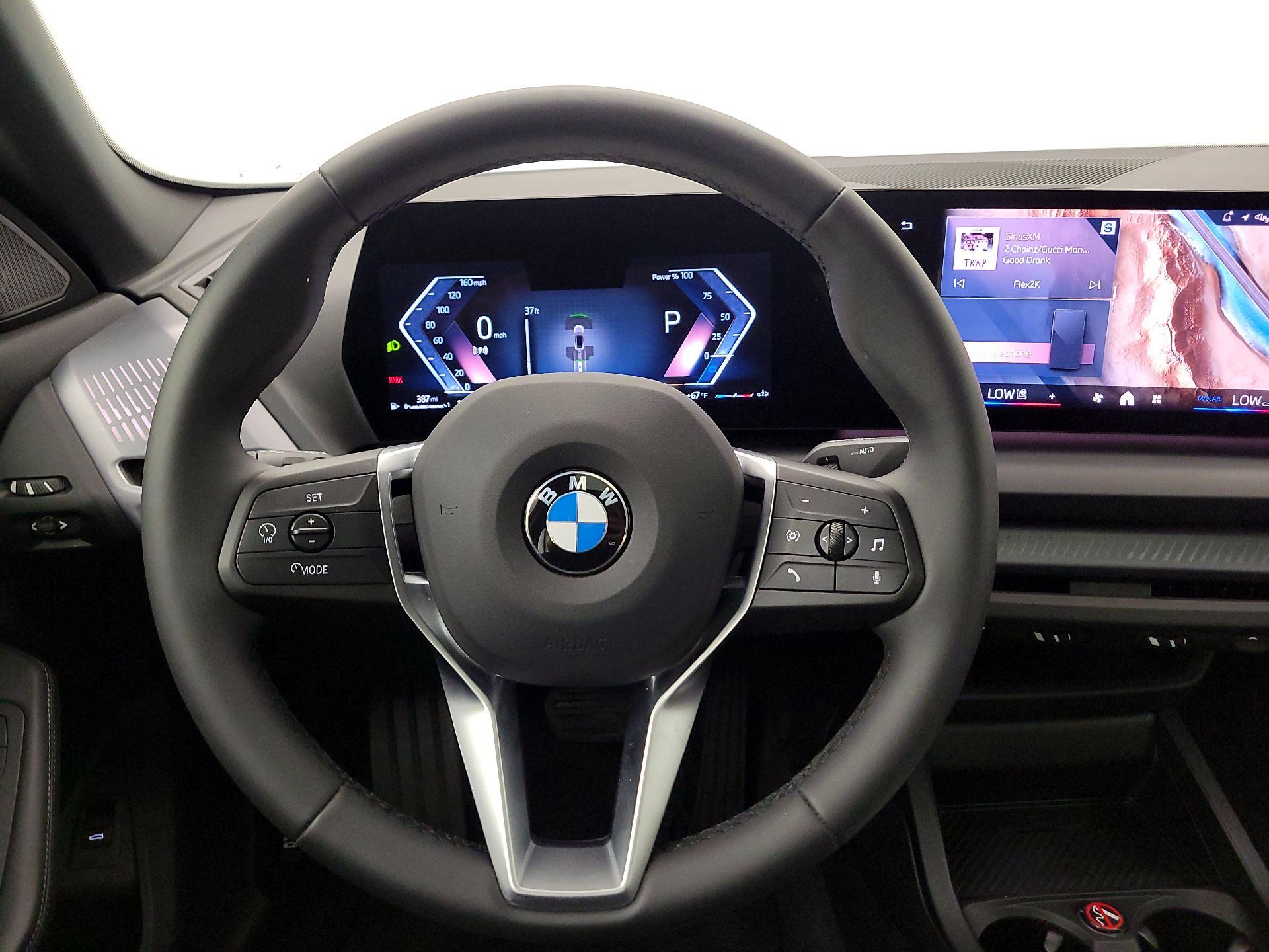 Thumbnail: 2025 BMW 2 Series - 10