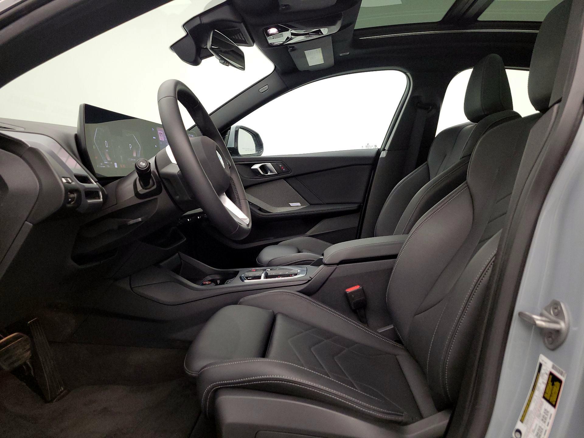 Thumbnail: 2025 BMW 2 Series - 11