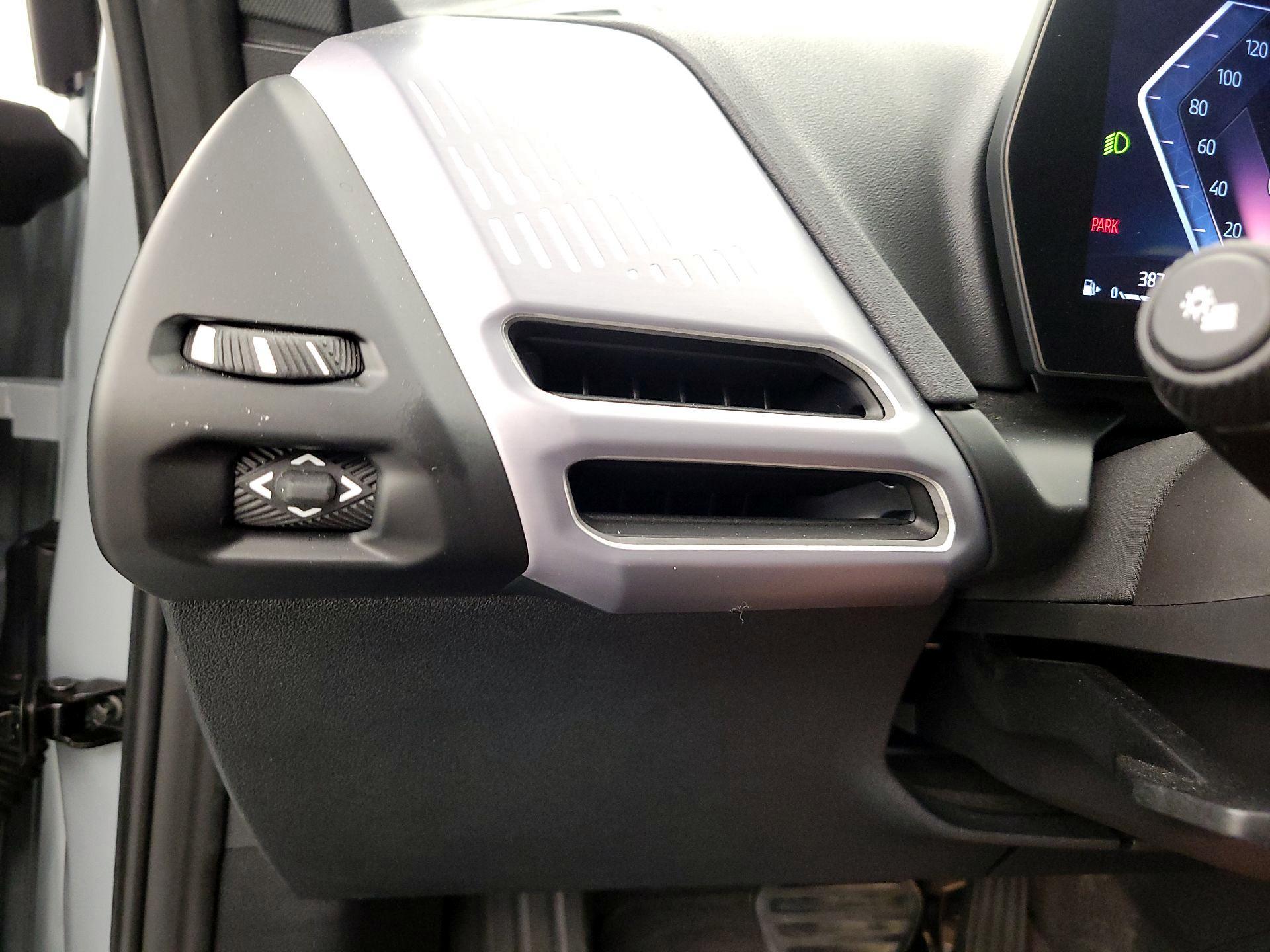 Thumbnail: 2025 BMW 2 Series - 13