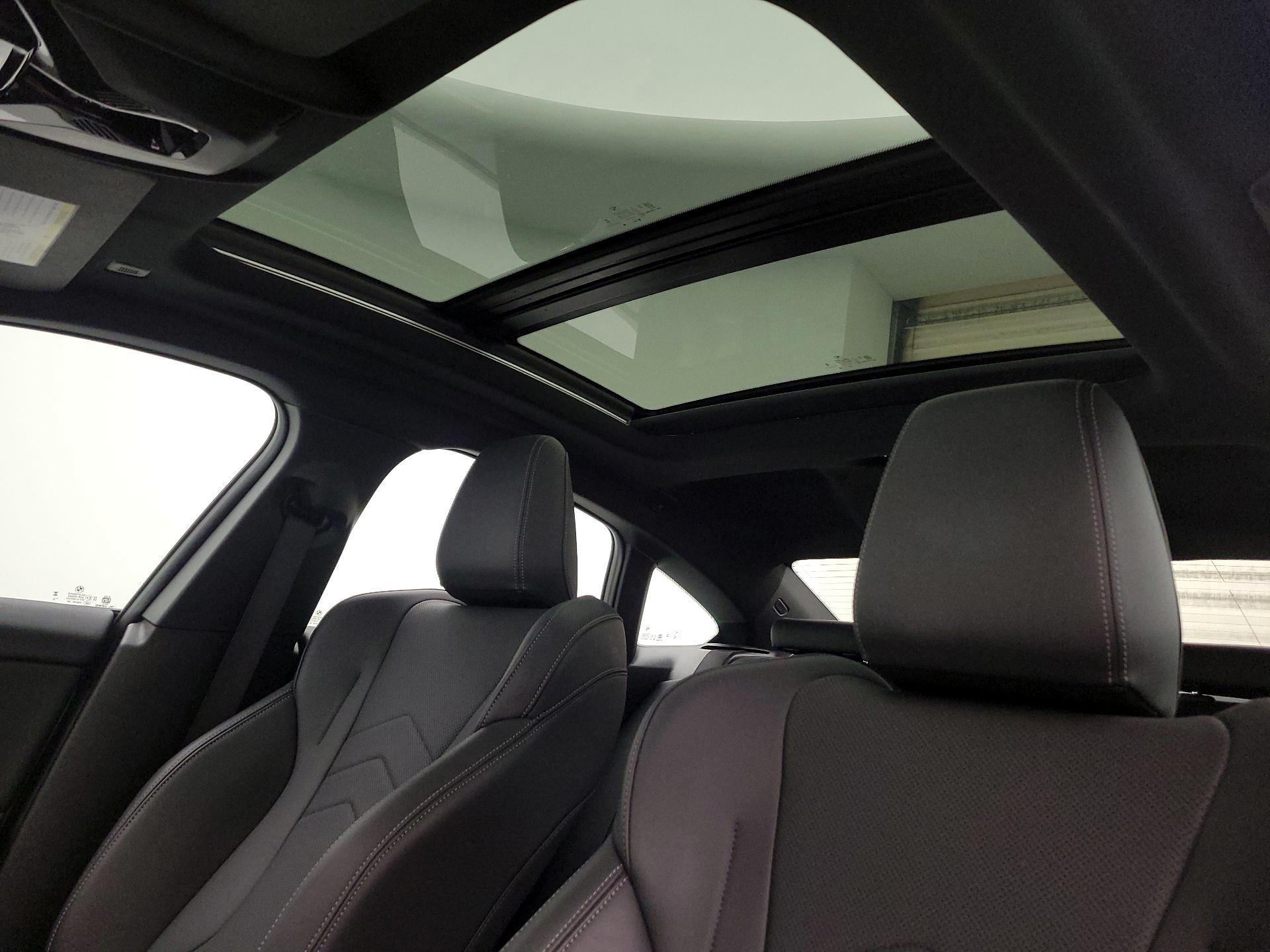 Thumbnail: 2025 BMW 2 Series - 19