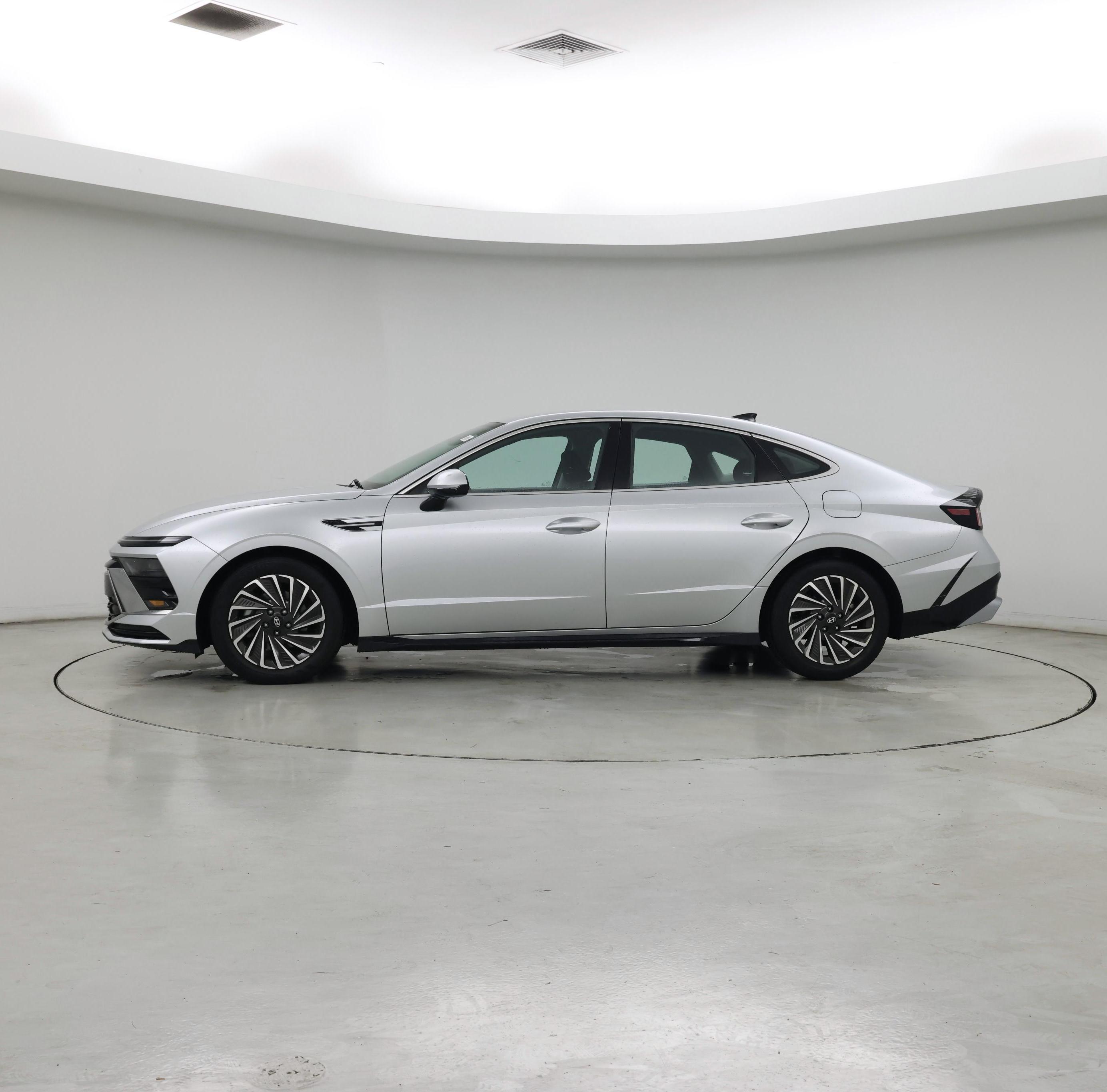 Thumbnail: 2025 Hyundai Sonata - 3