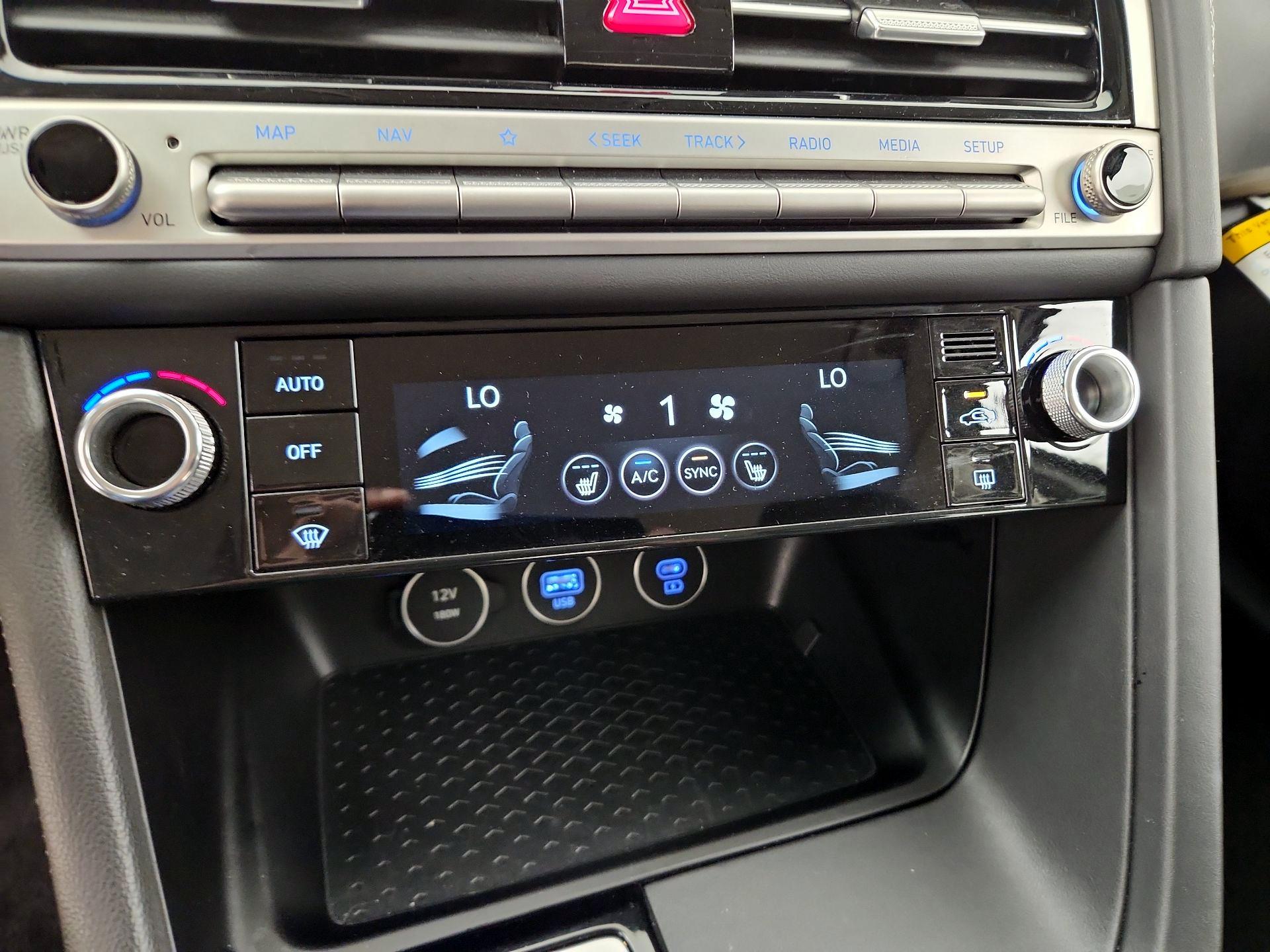 Thumbnail: 2025 Genesis G70 - 14